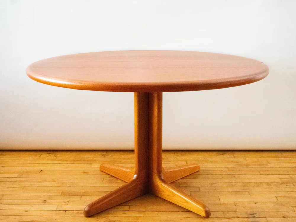 Danish+Round+Teak+Dining+Table 