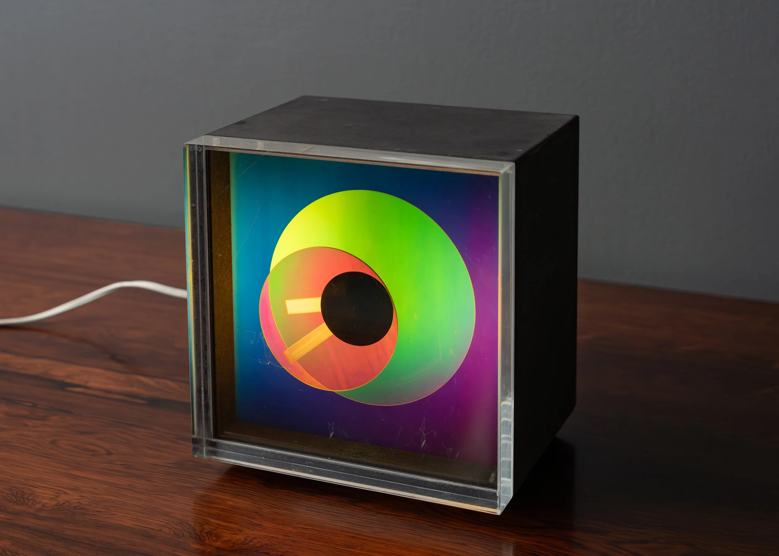 prisma-table-clock-resideinc-19.jpg