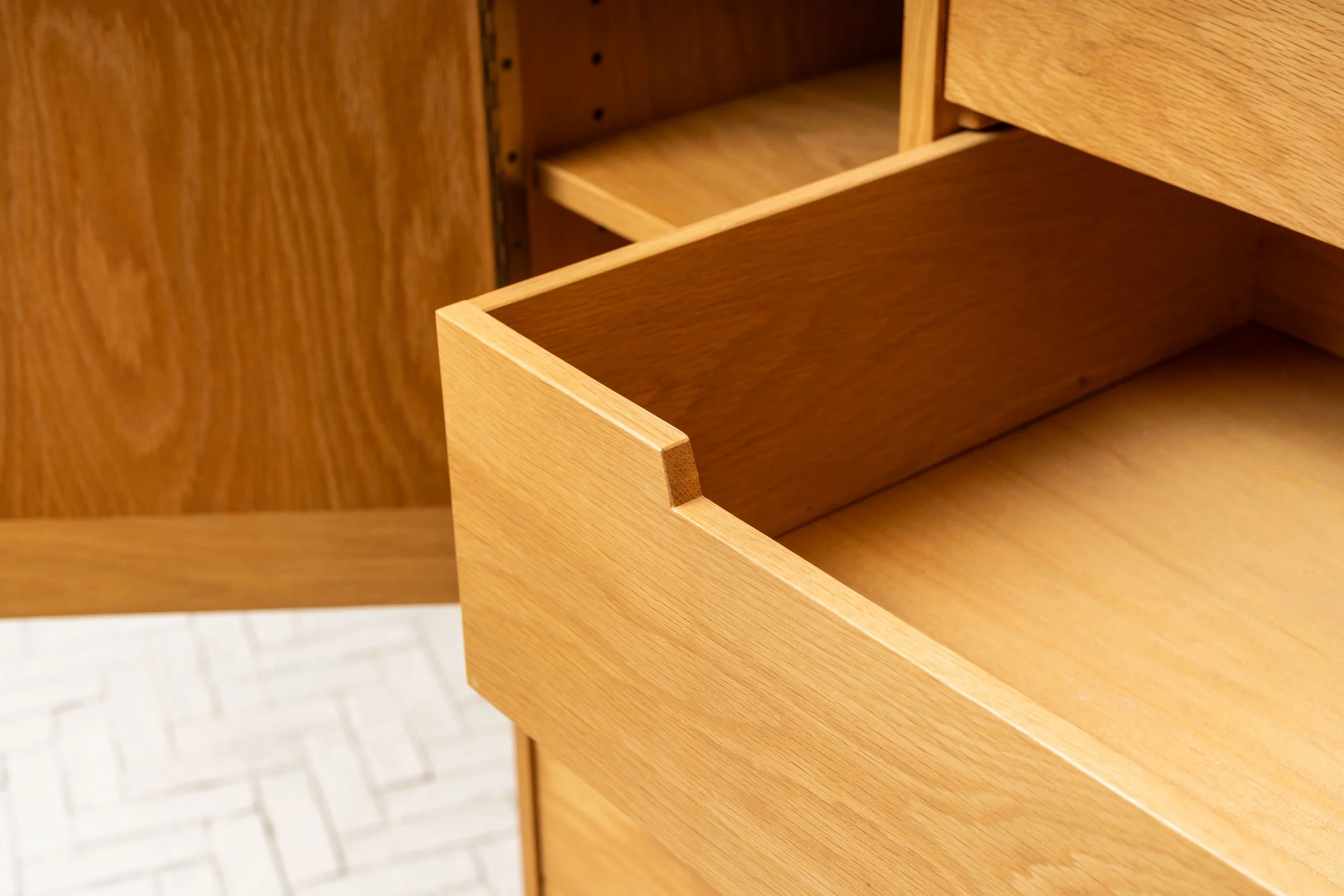 charles-webb-oak-wardrobe-resideinc-19.jpg