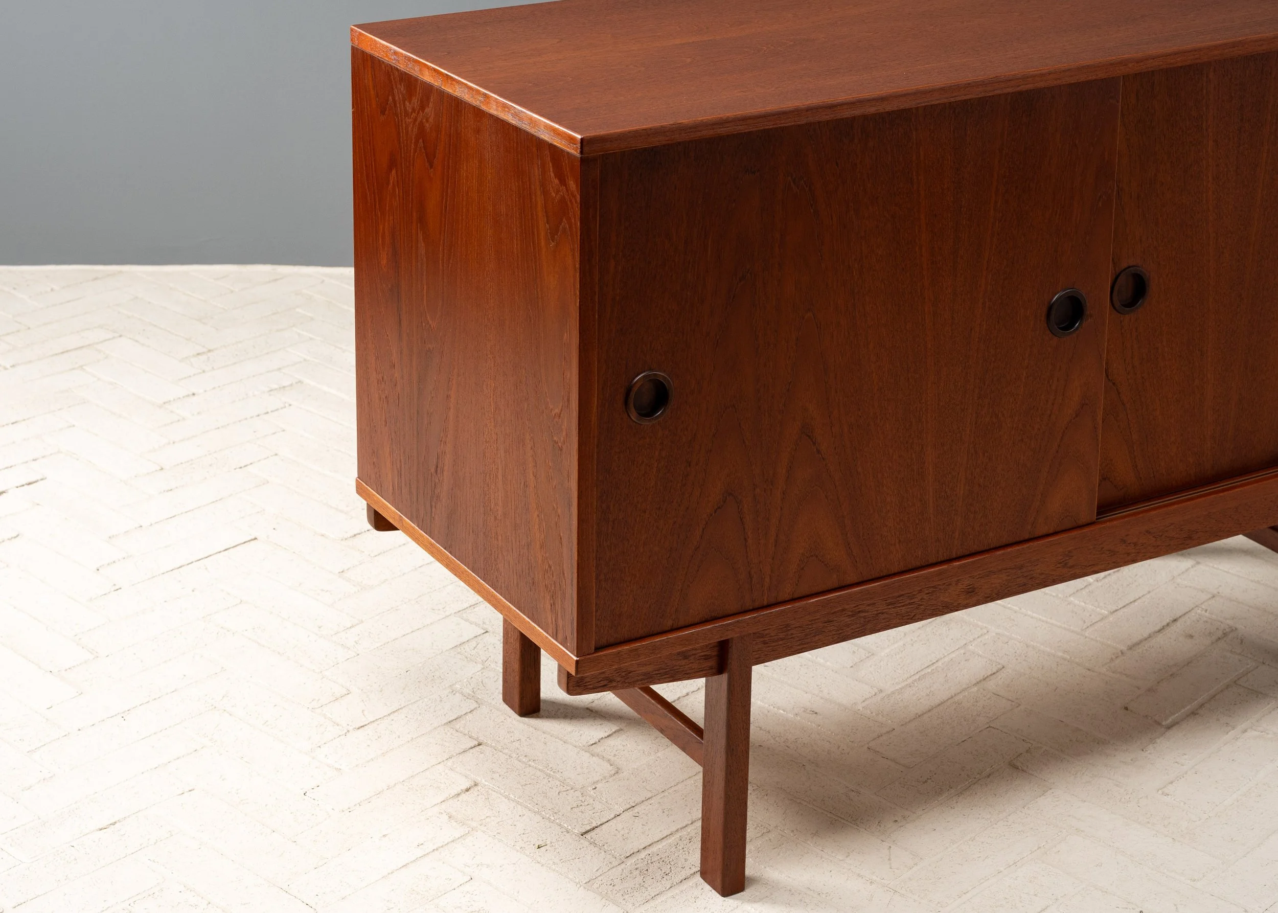 folke-ohlsson-dux-teak-cabinet-resideinc-14.jpg