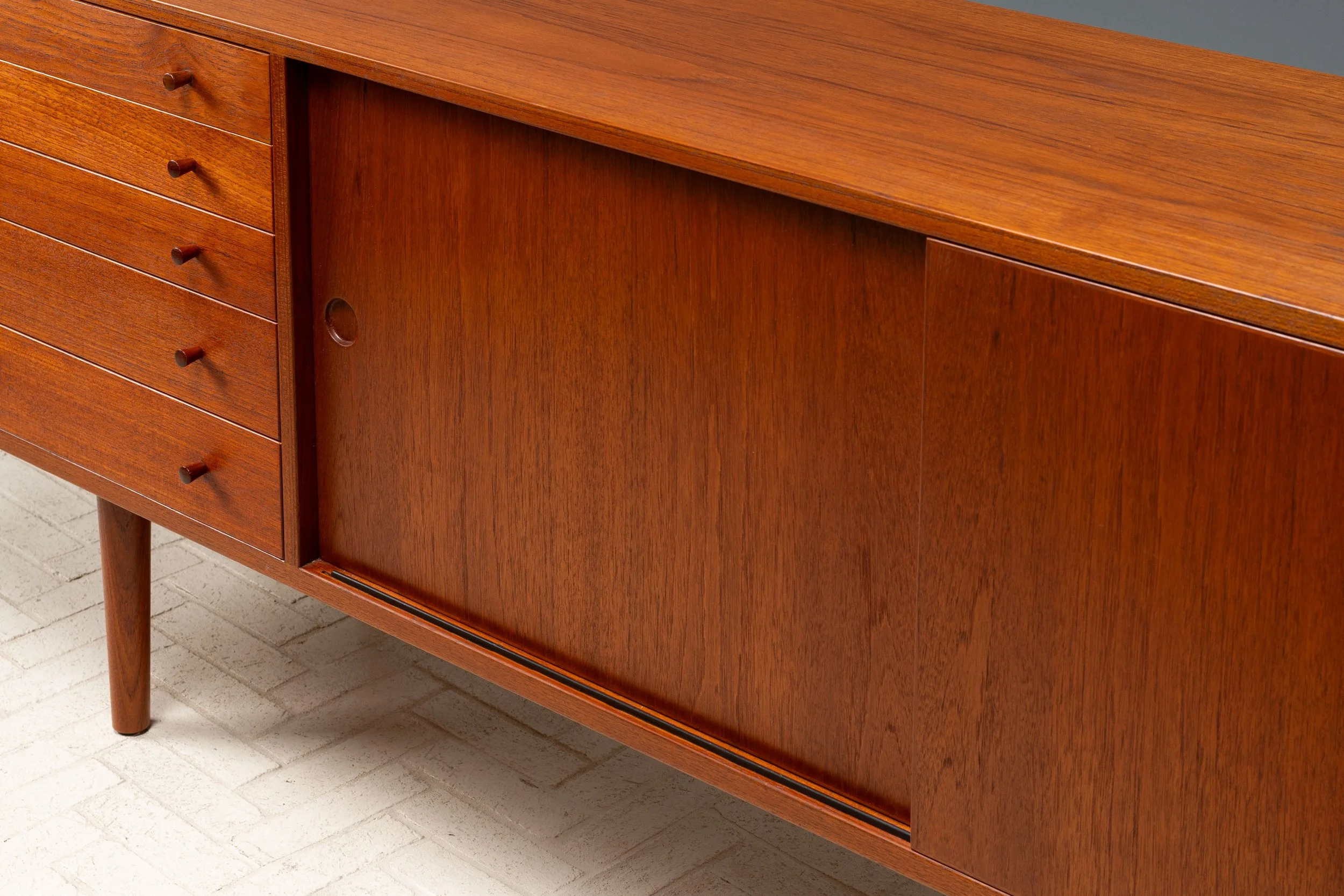 hans-j-wegner-teak-sideboard-resideinc-17.jpg