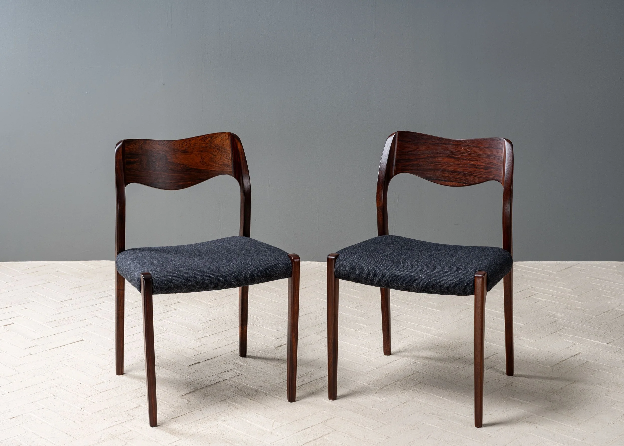 set-of-8-moller-rosewood-dining-chairs-resideinc-9.jpg