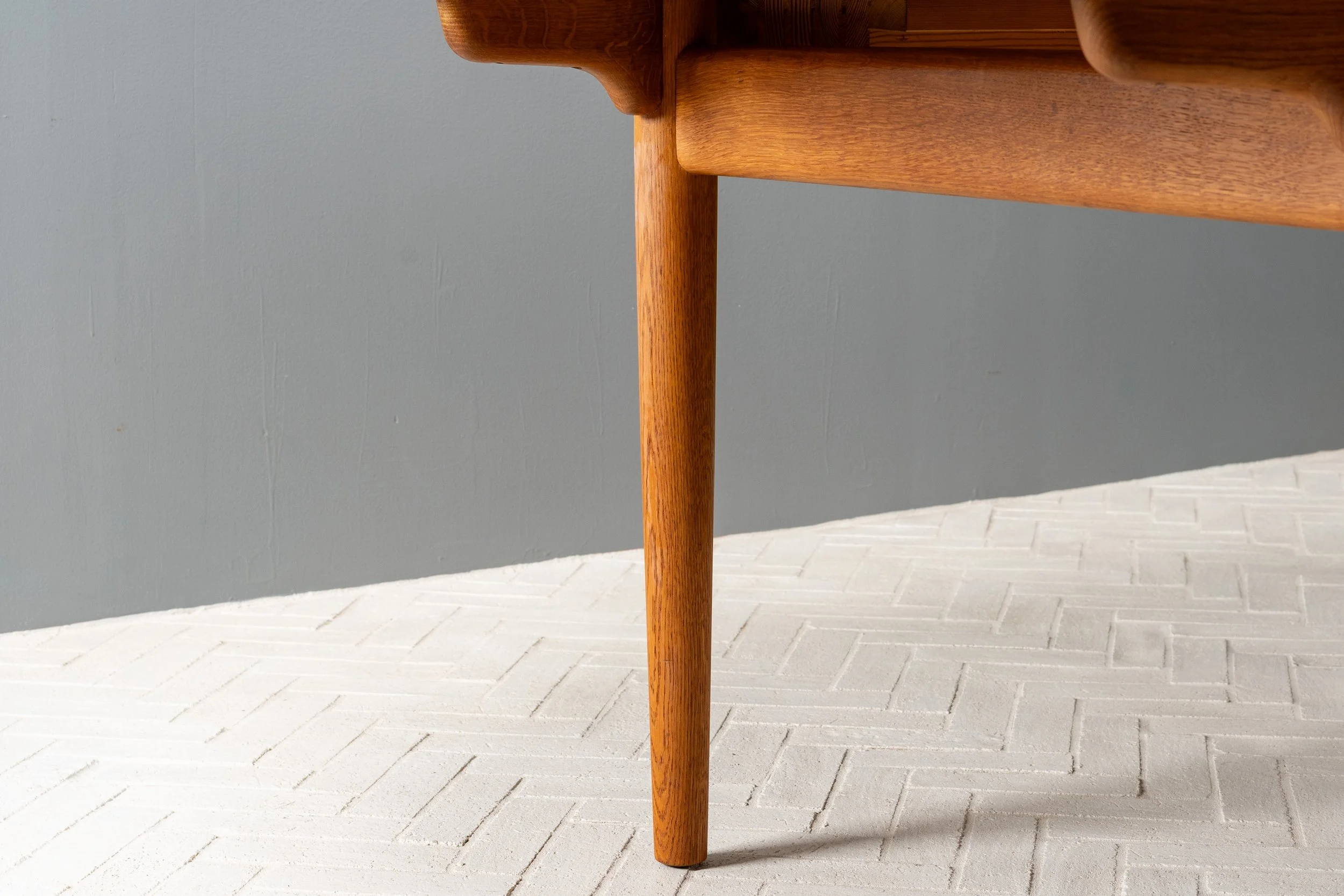 hans-wegner-teak-oak-jh567-dining-table-resideinc-2.jpg