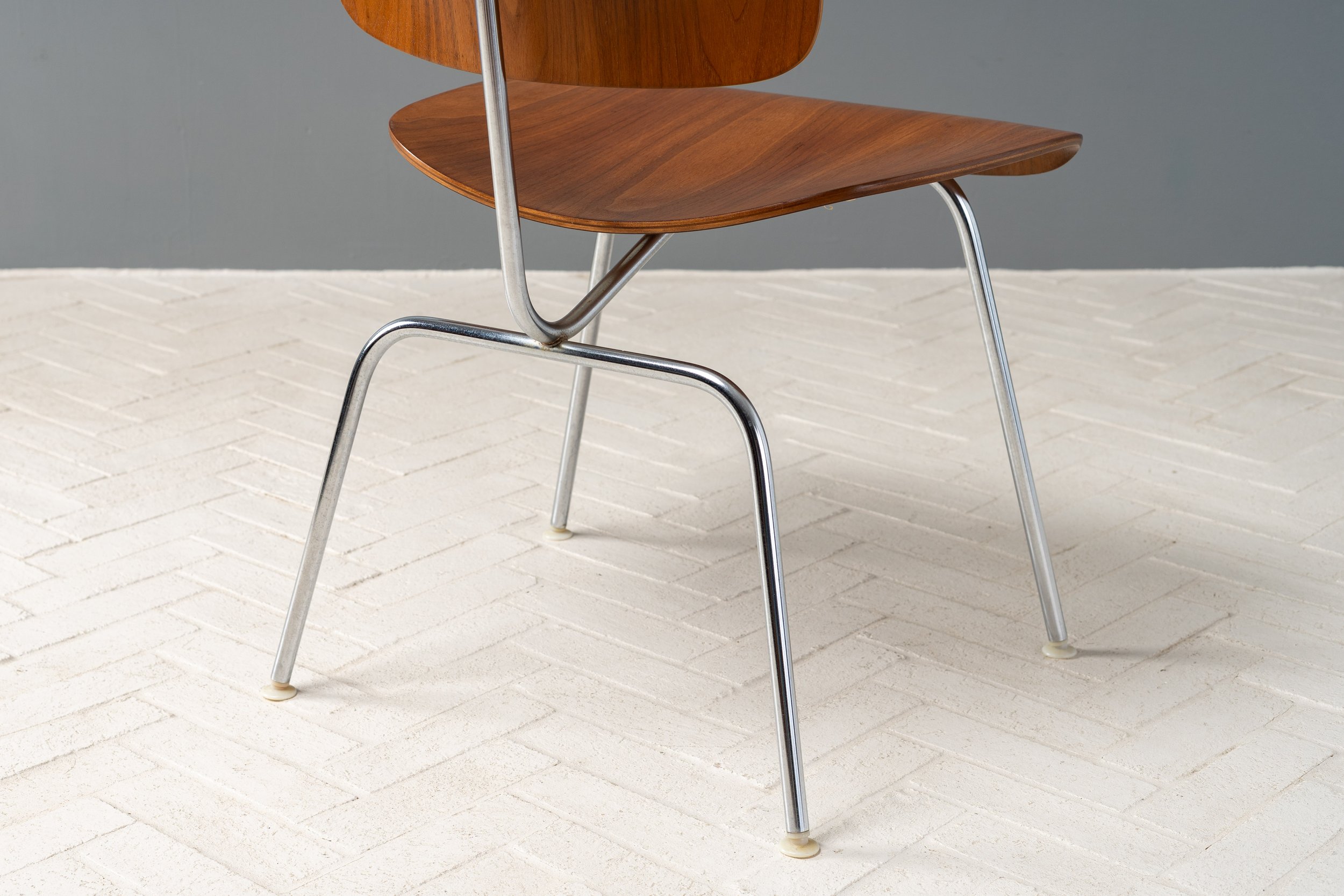 eames-dcm-chair-resideinc-9.jpg