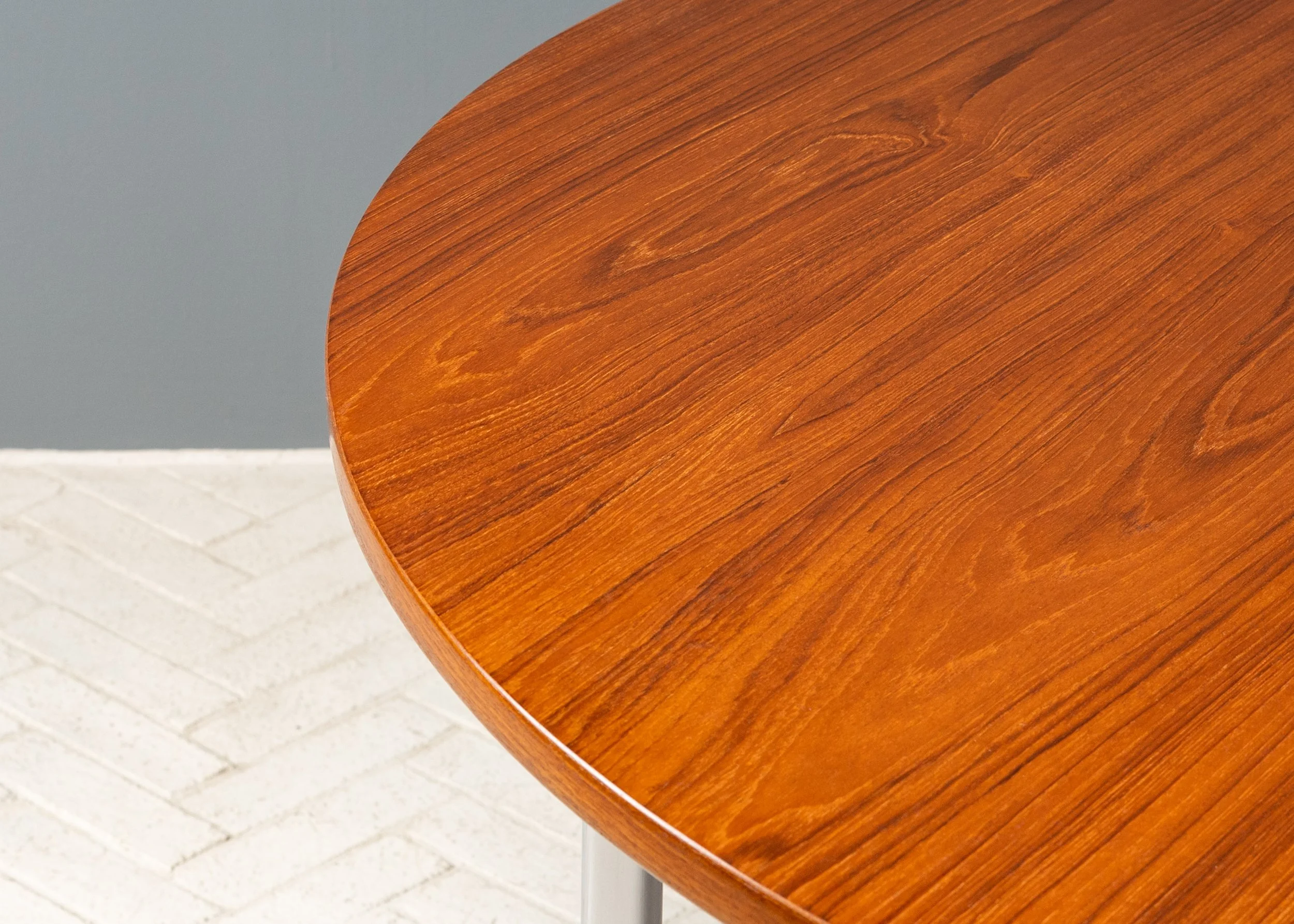 wegner-round-teak-dining-table-resideinc-2.jpg