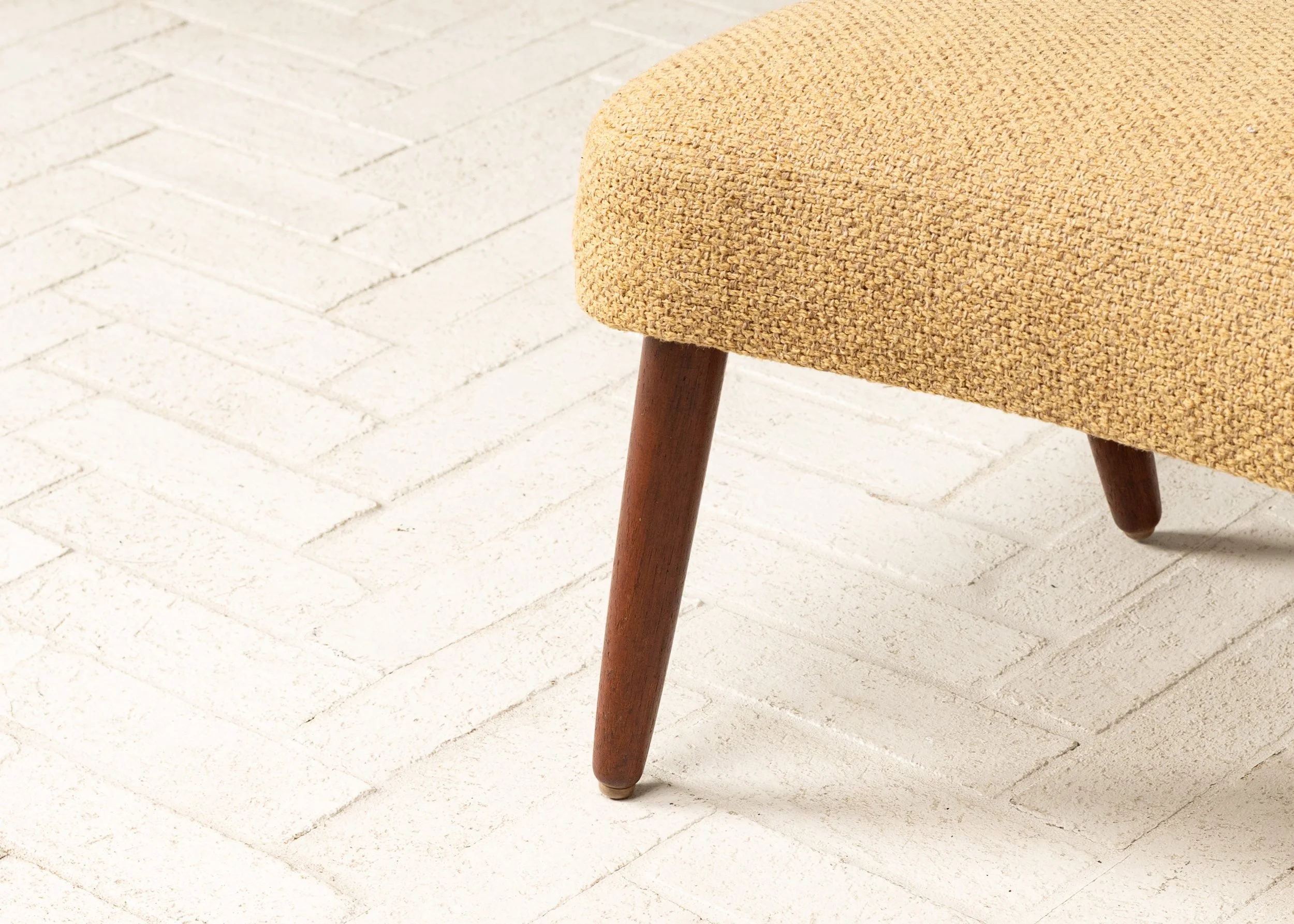 folke-ohlsson-dux-lounge-chair-ottoman-resideinc-28.jpg