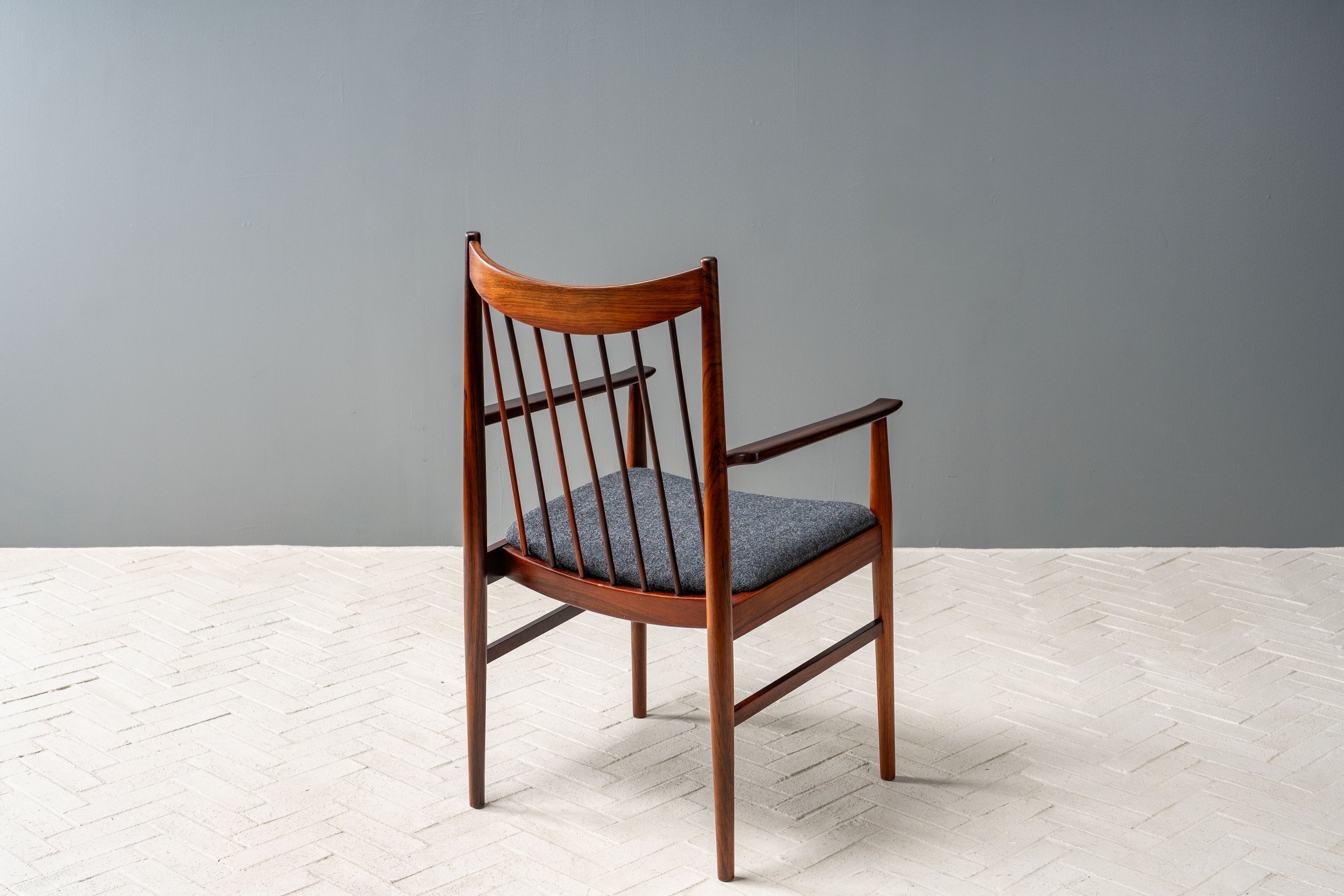 set-of-6-arne-vodder-rosewood-dining-chairs-resideinc-14.jpg