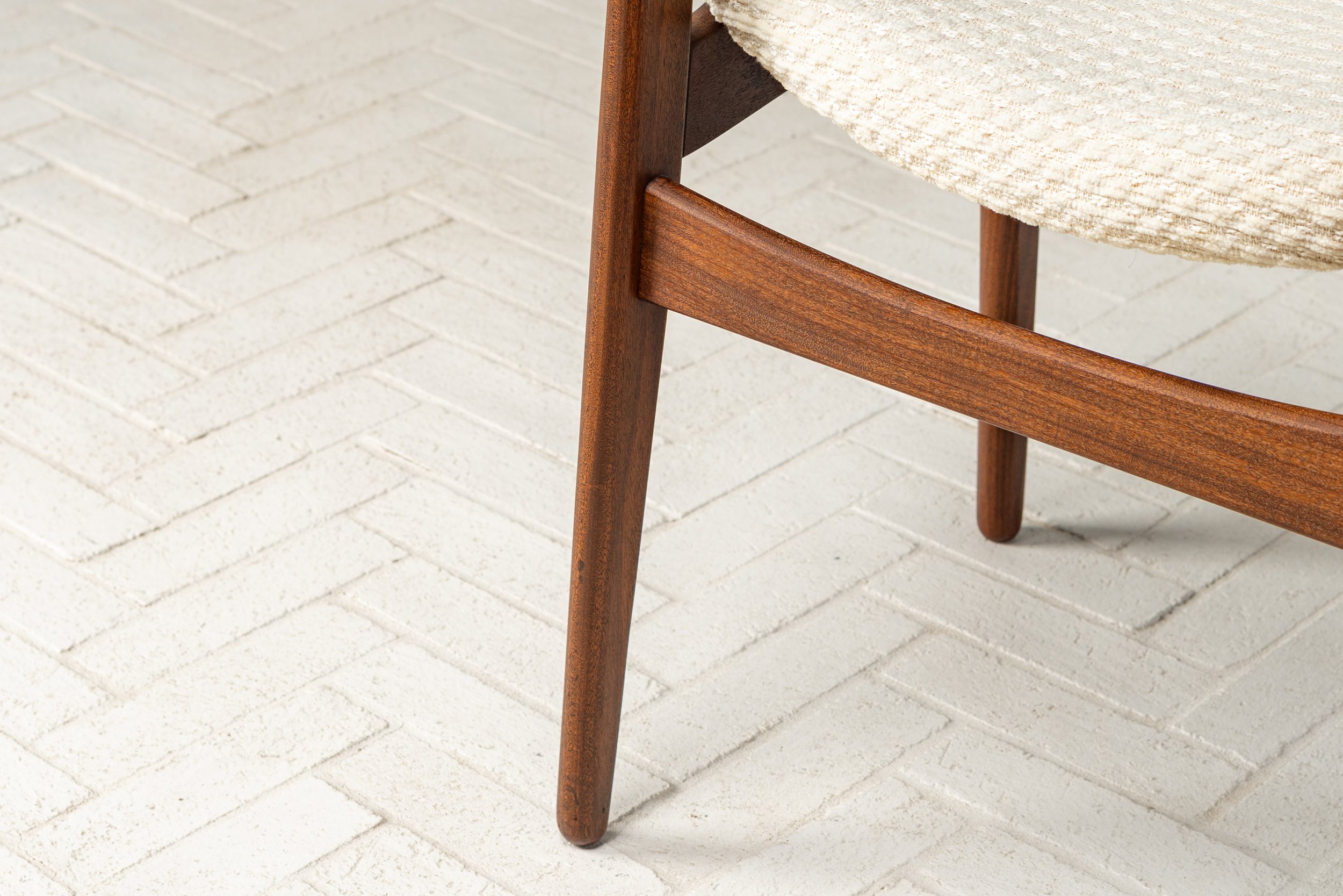 dutch-rosewood-dining-chairs-resideinc-19.jpg
