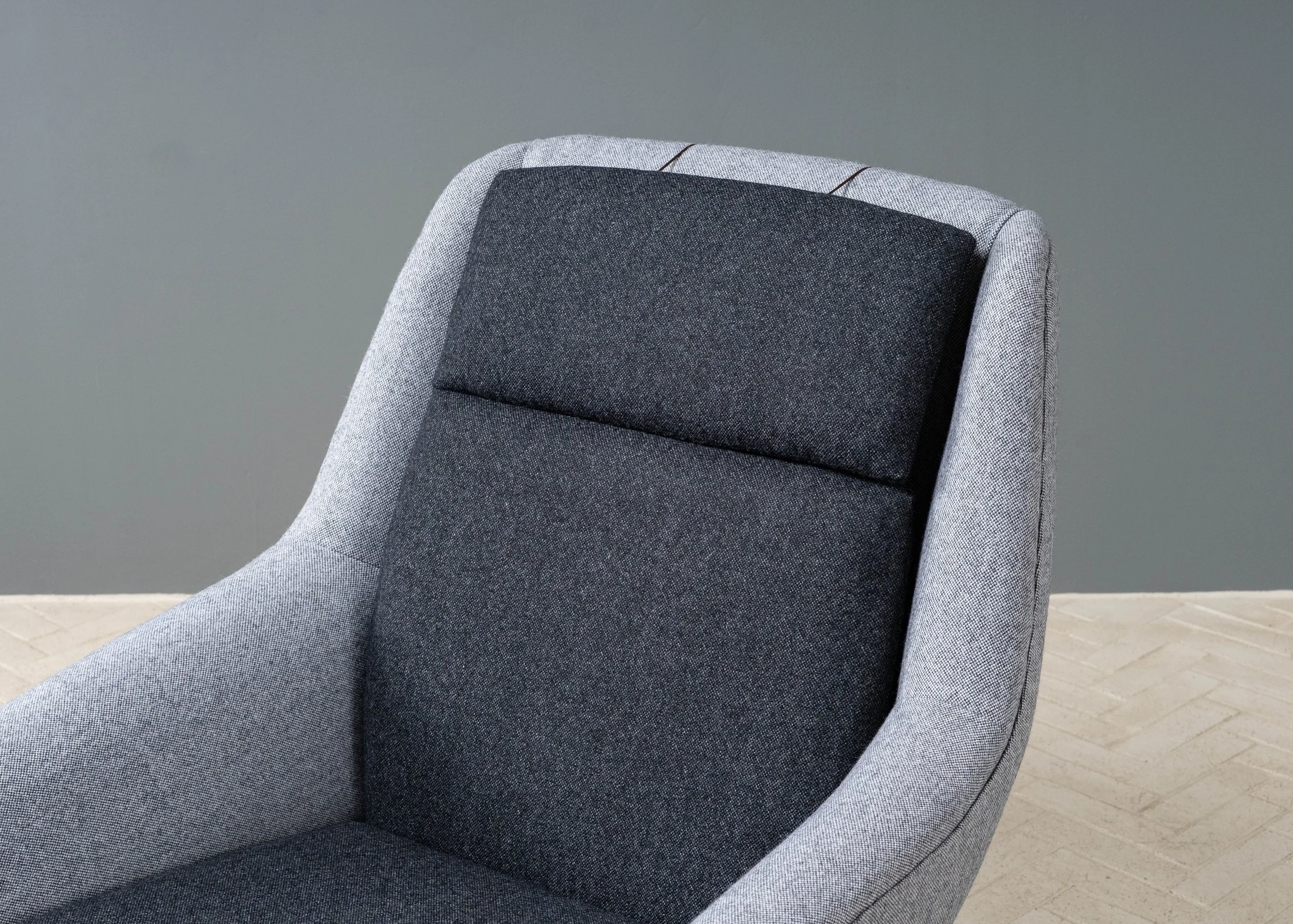 swedish-two-tone-lounge-chair-resideinc-6.jpg