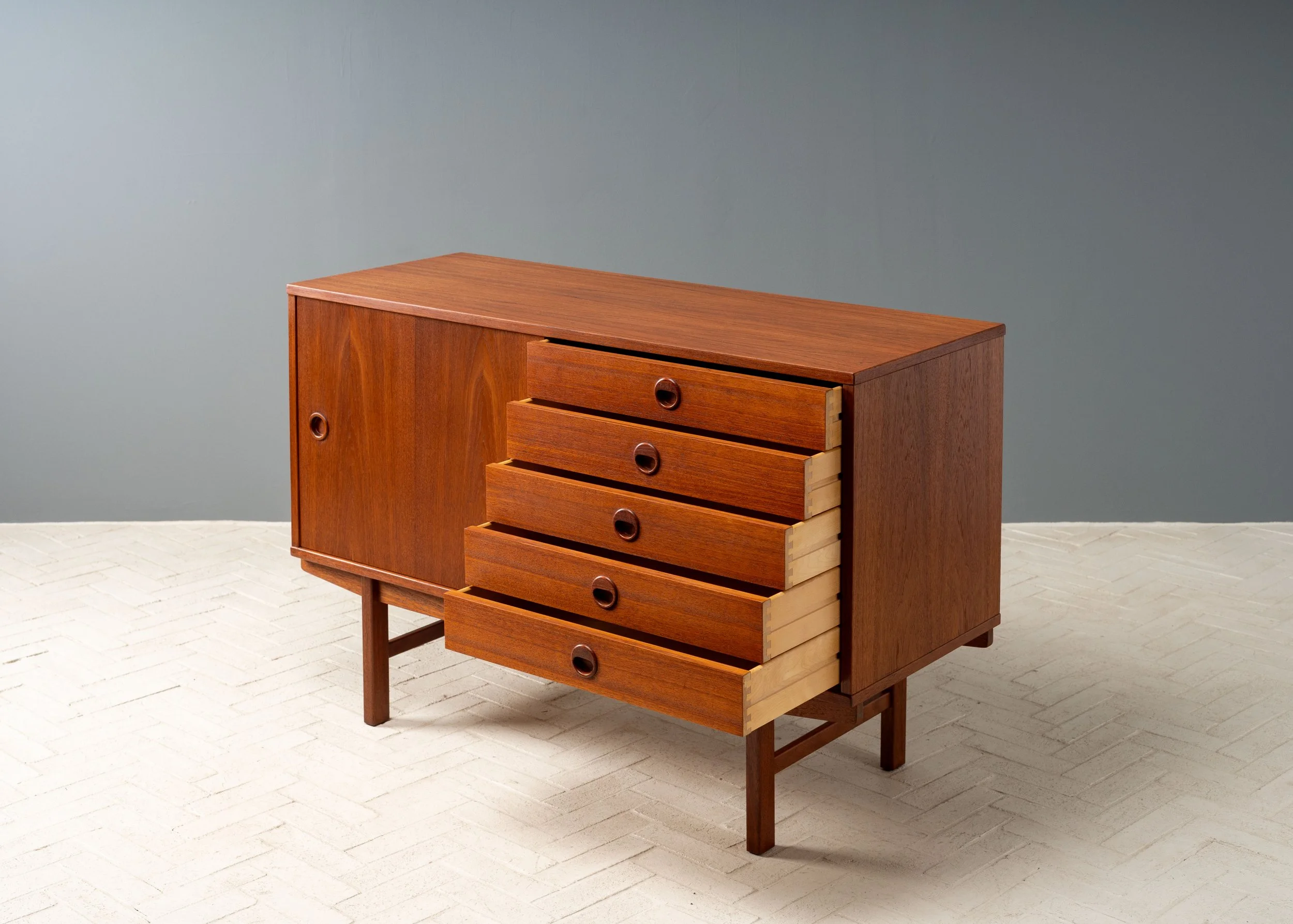folke-ohlsson-dux-teak-chest-resideinc-6.jpg
