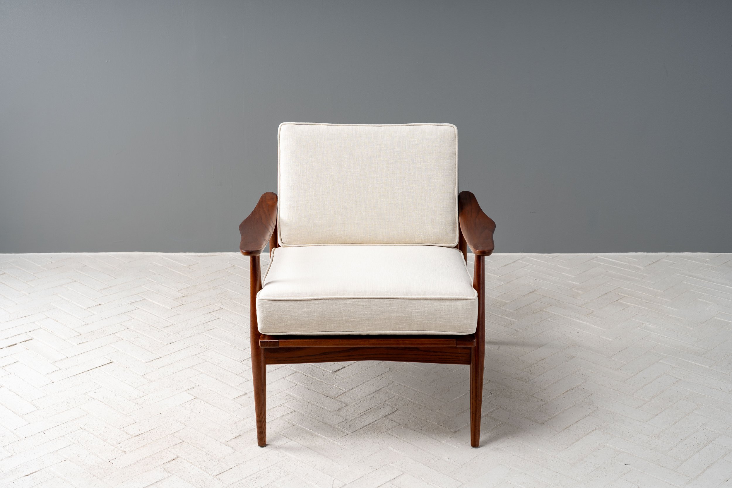 pair-of-ash-linen-open-frame-lounge-chairs-resideinc-8.jpg