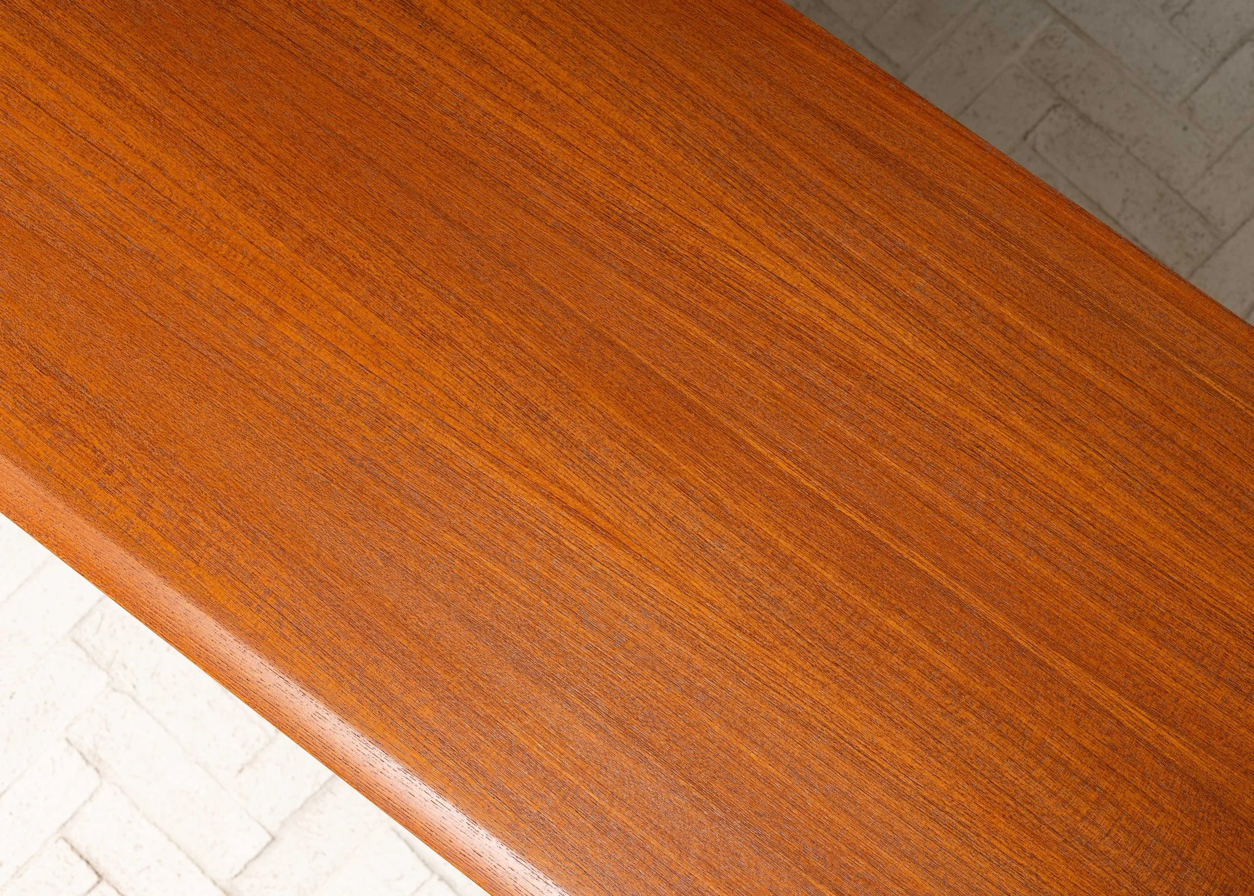 bernhard-pedersen-long-teak-sideboard-resideinc-21.jpg