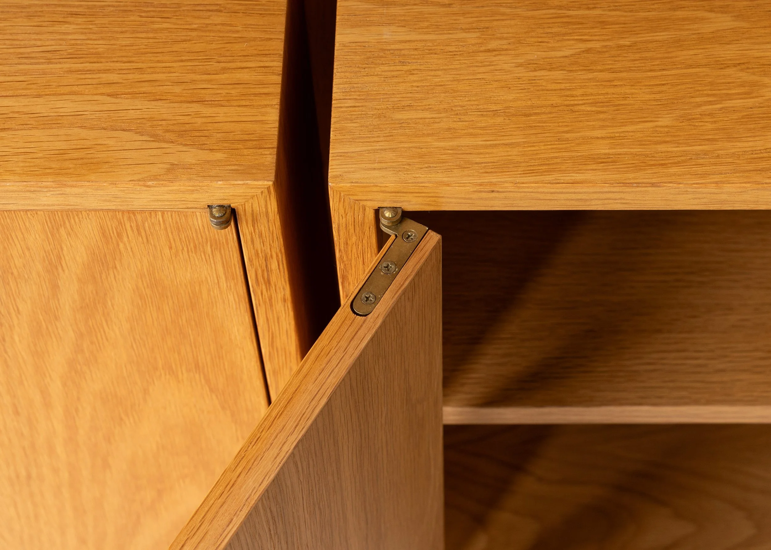 charles-webb-oak-wall-unit-resideinc-15.jpg