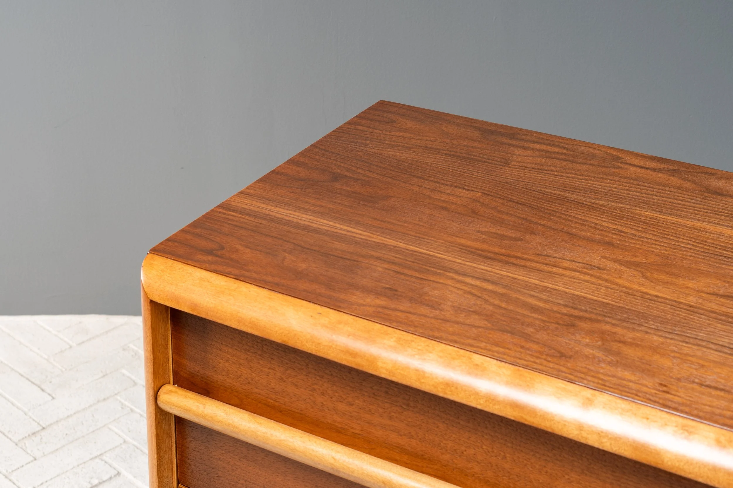 th-robsjohn-gibbings-walnut-chest-resideinc-14.jpg