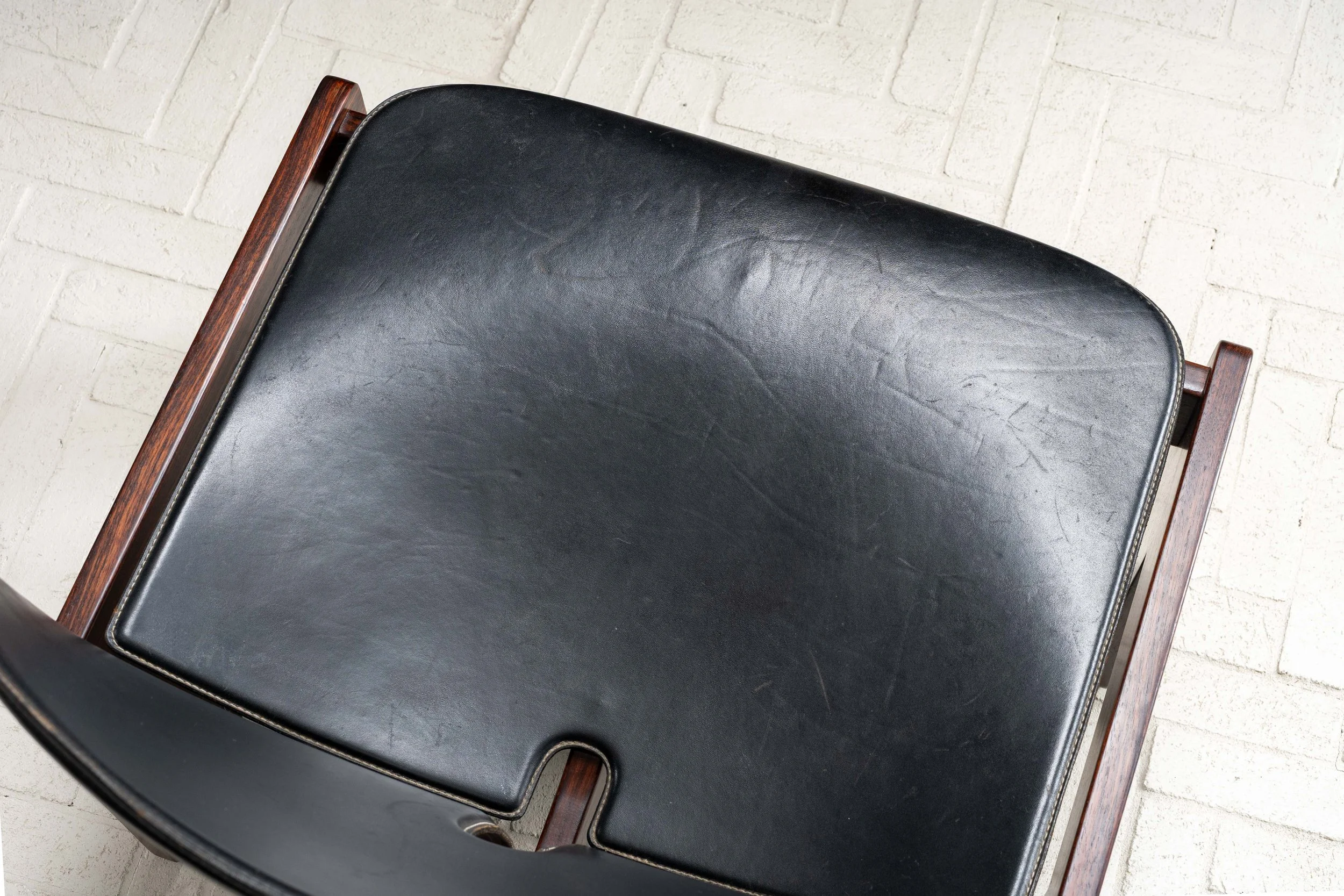 cassina-leather-rosewood-chair-resideinc-7.jpg