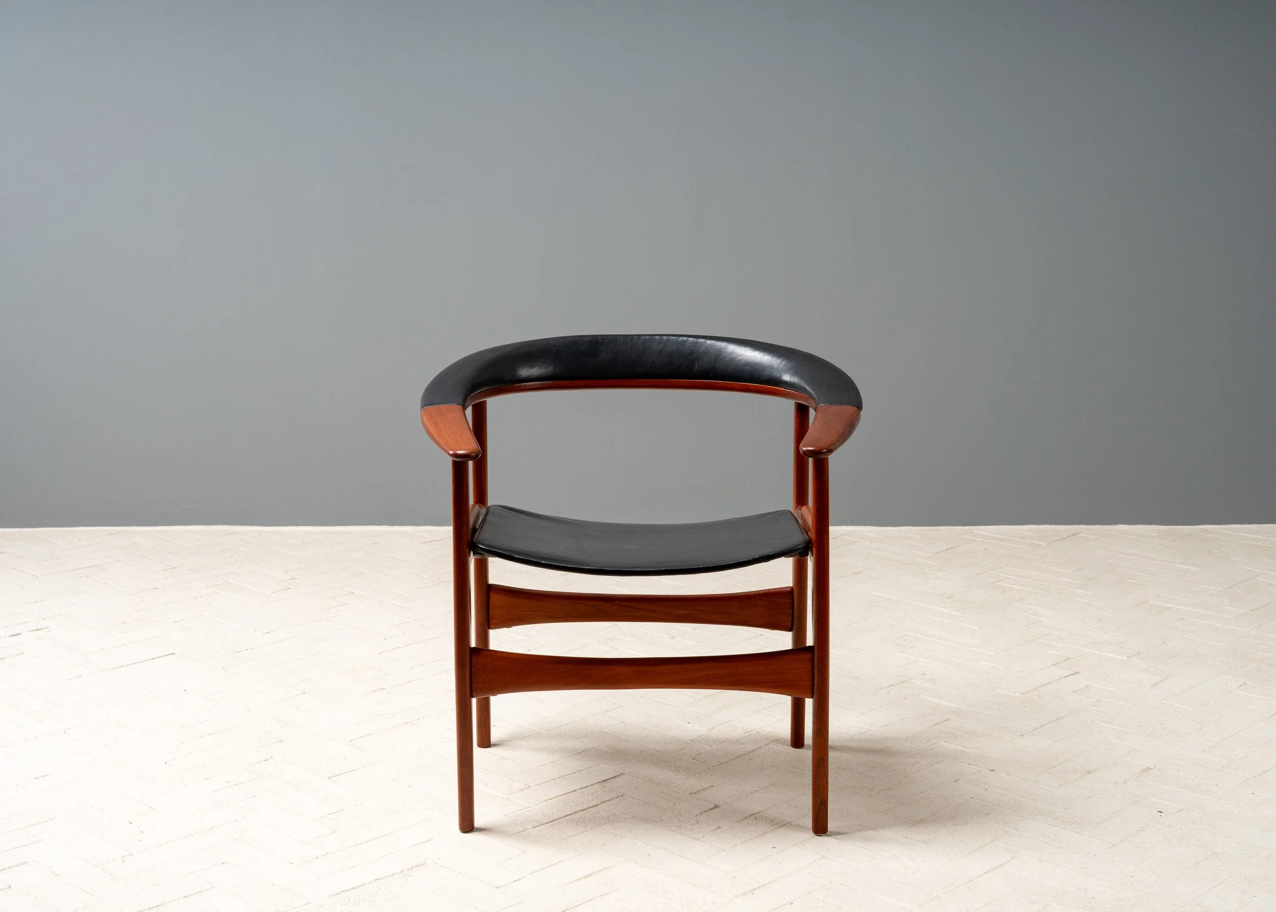 arne-hovmand-olsen-jutex-model-171-armchair-reside-inc-1.jpg