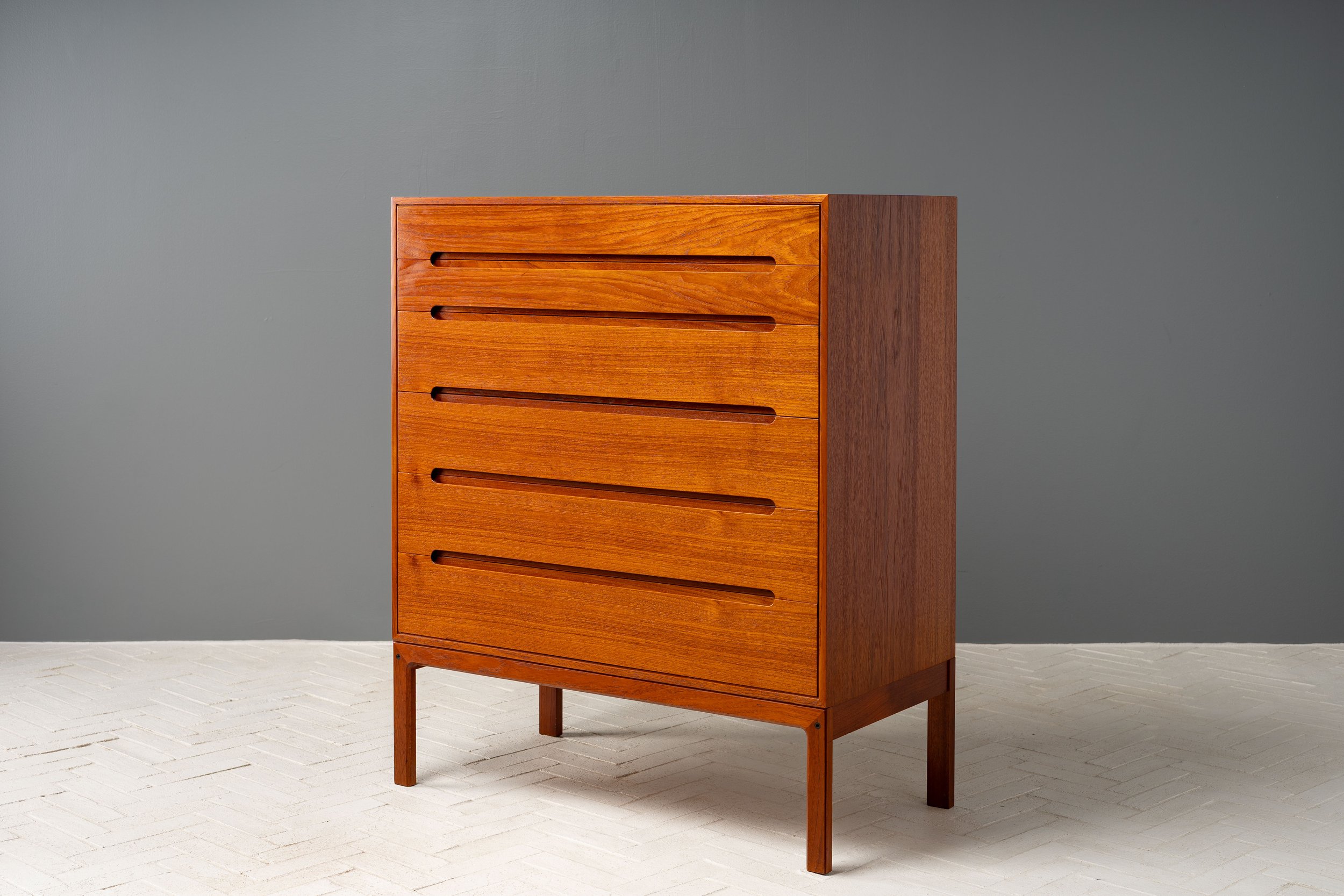 arne-wahl-iversen-teak-high-chest-resideinc-2.jpg