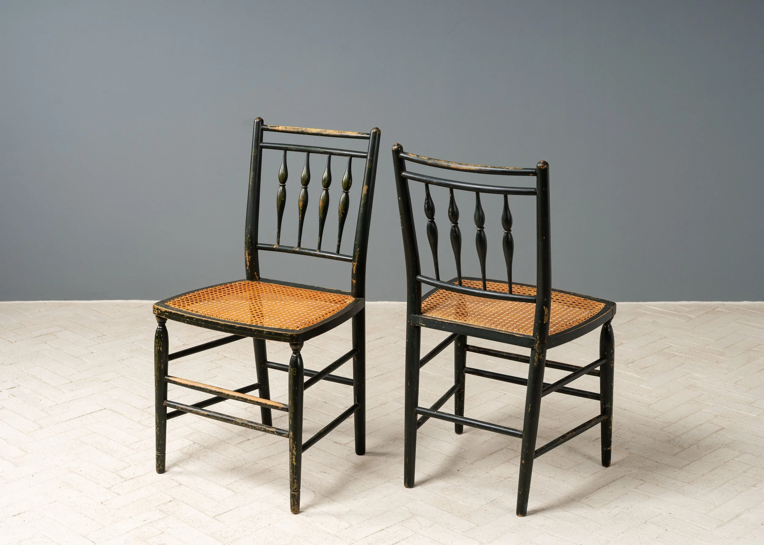 set-of-8-green-arts-crafts-dining-chairs-resideinc-22.jpg