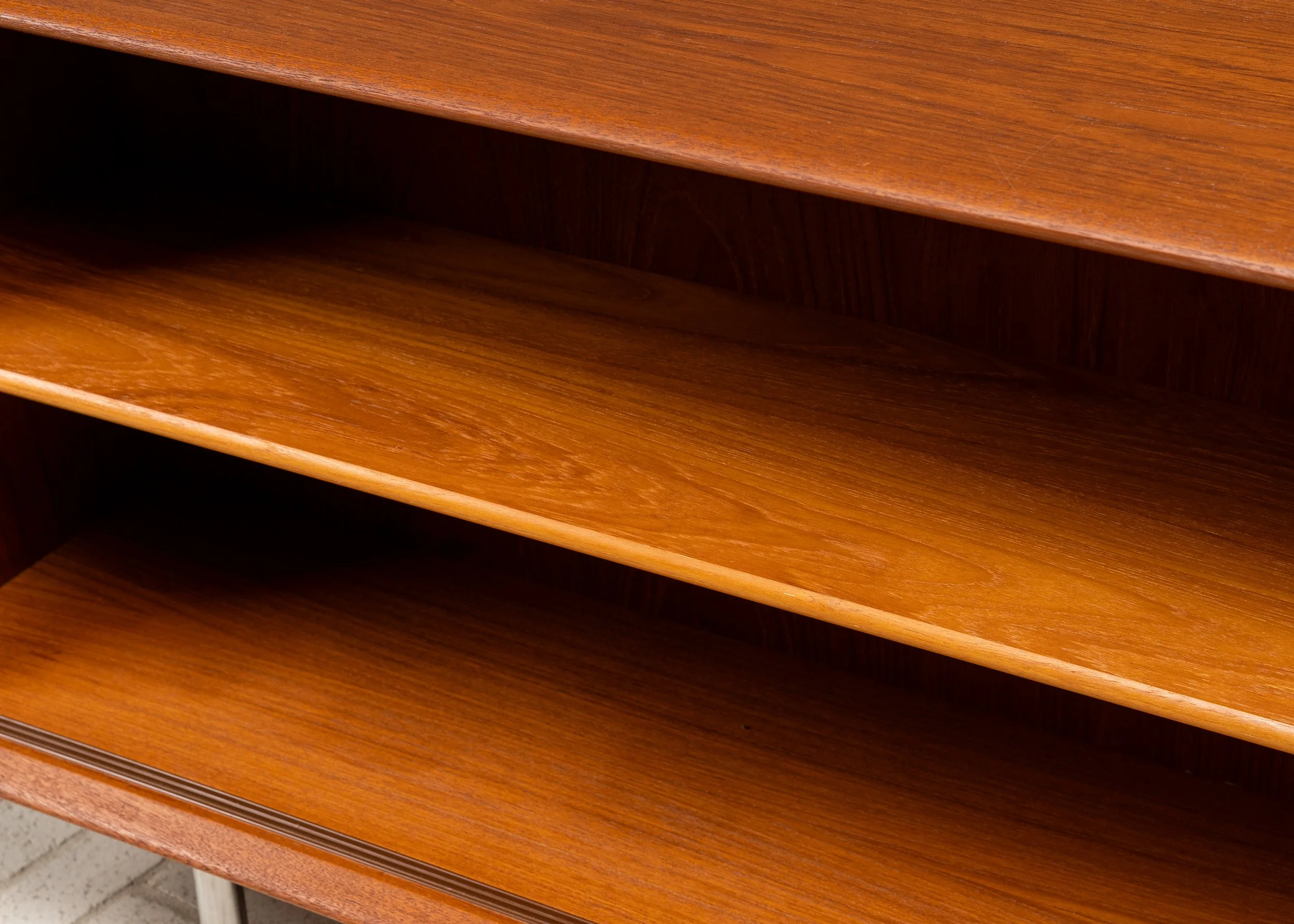 berhard-pedersen-teak-console-resideinc-7.jpg