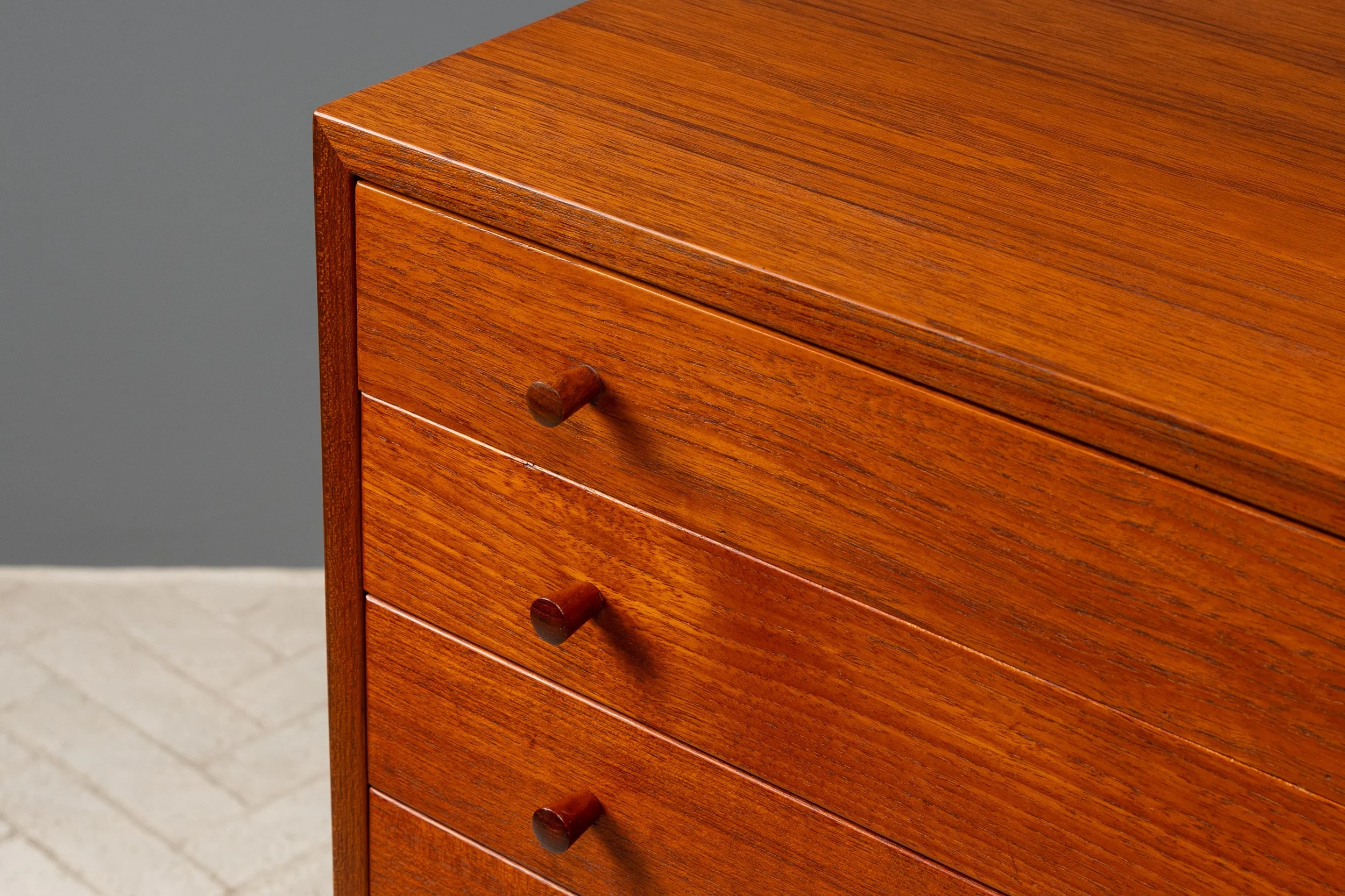 hans-j-wegner-teak-sideboard-resideinc-16.jpg