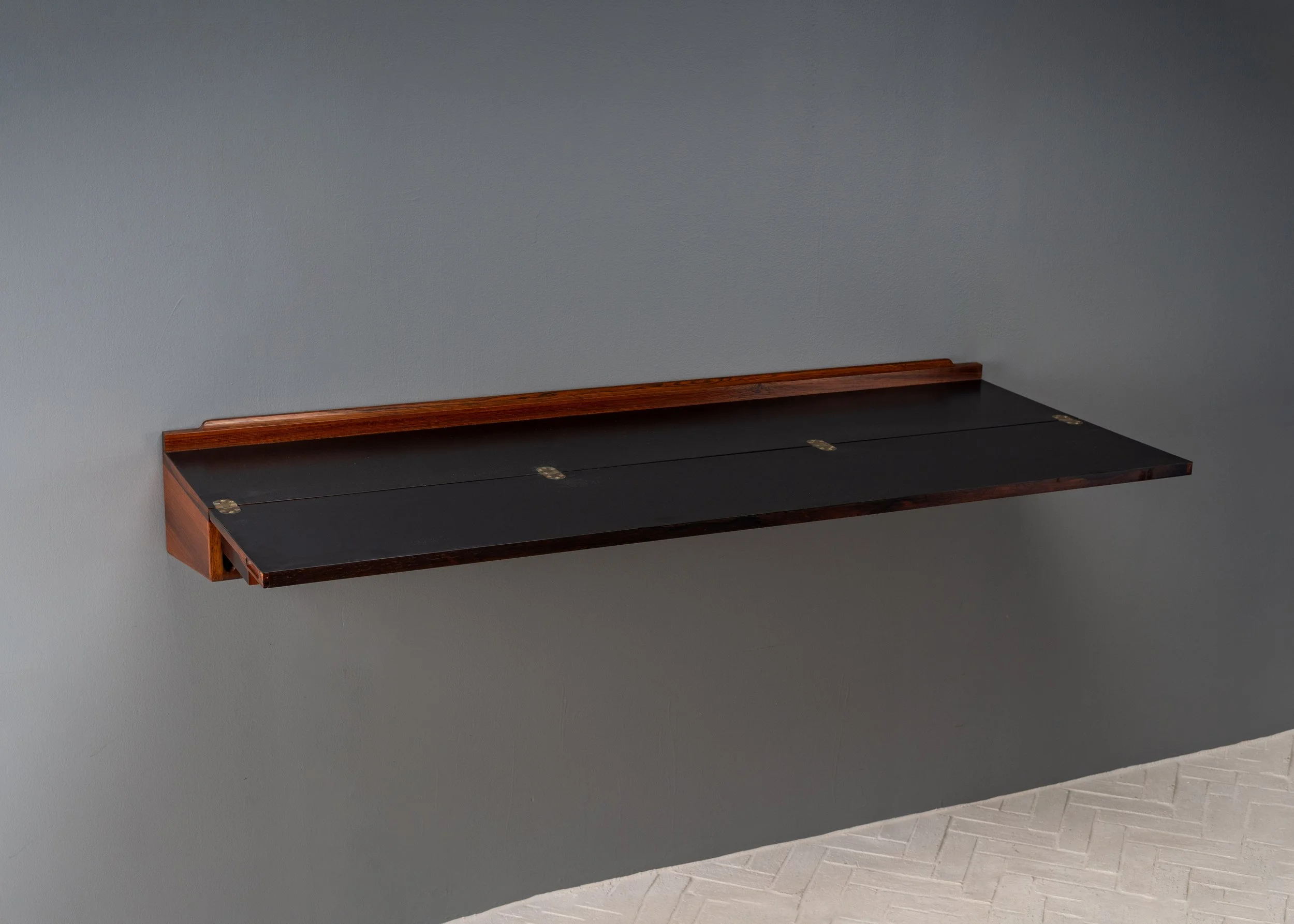 hovmand-olsen-rosewood-wall-mount-desk-resideinc-16.jpg