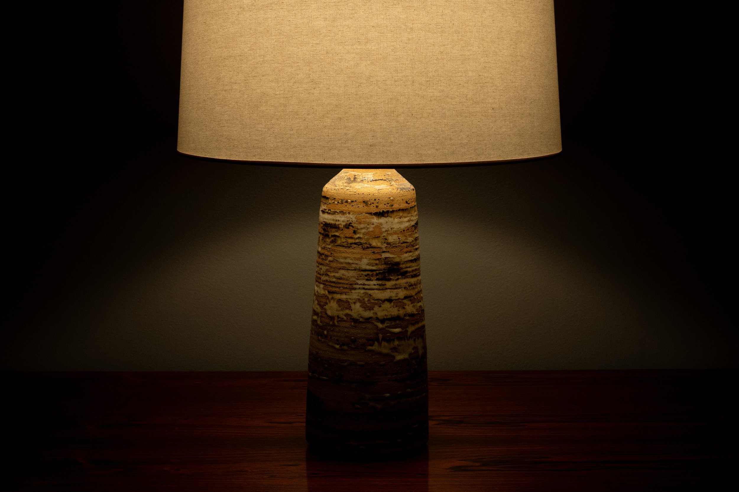 anne-appleton-clark-ceramic-table-lamp-2-resideinc-11.jpg