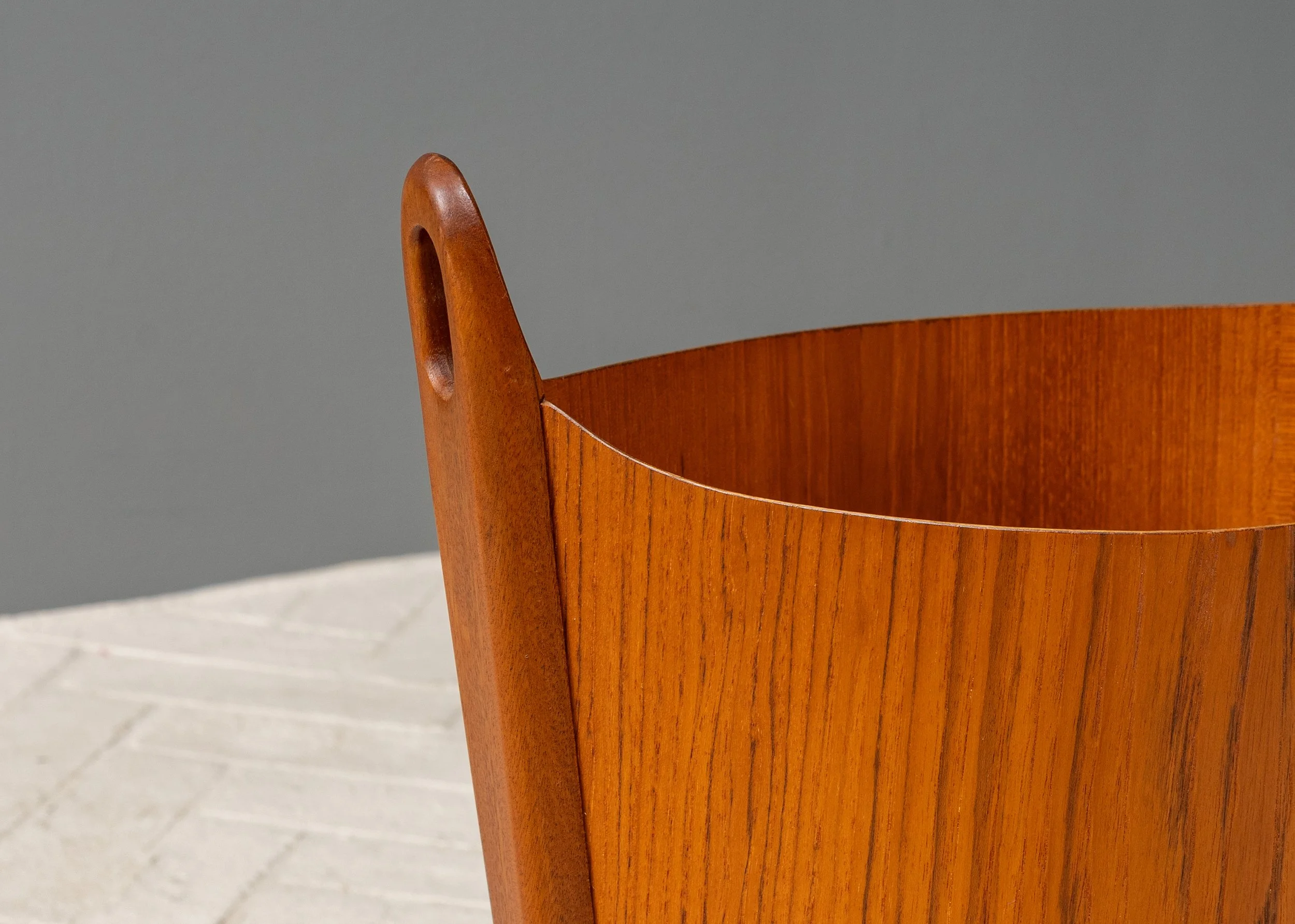 einar-barnes-ps-heggen-teak-wastepaper-basket-resideinc-7.jpg