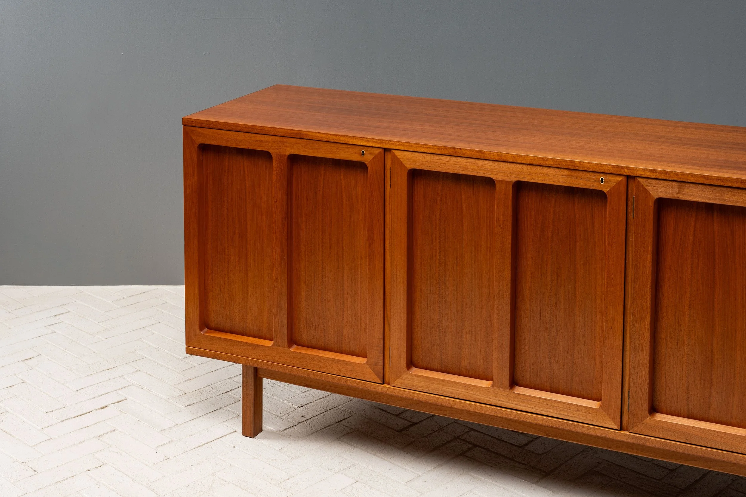 karl-erik-ekselius-swedish-teak-sideboard-resideinc-18.jpg
