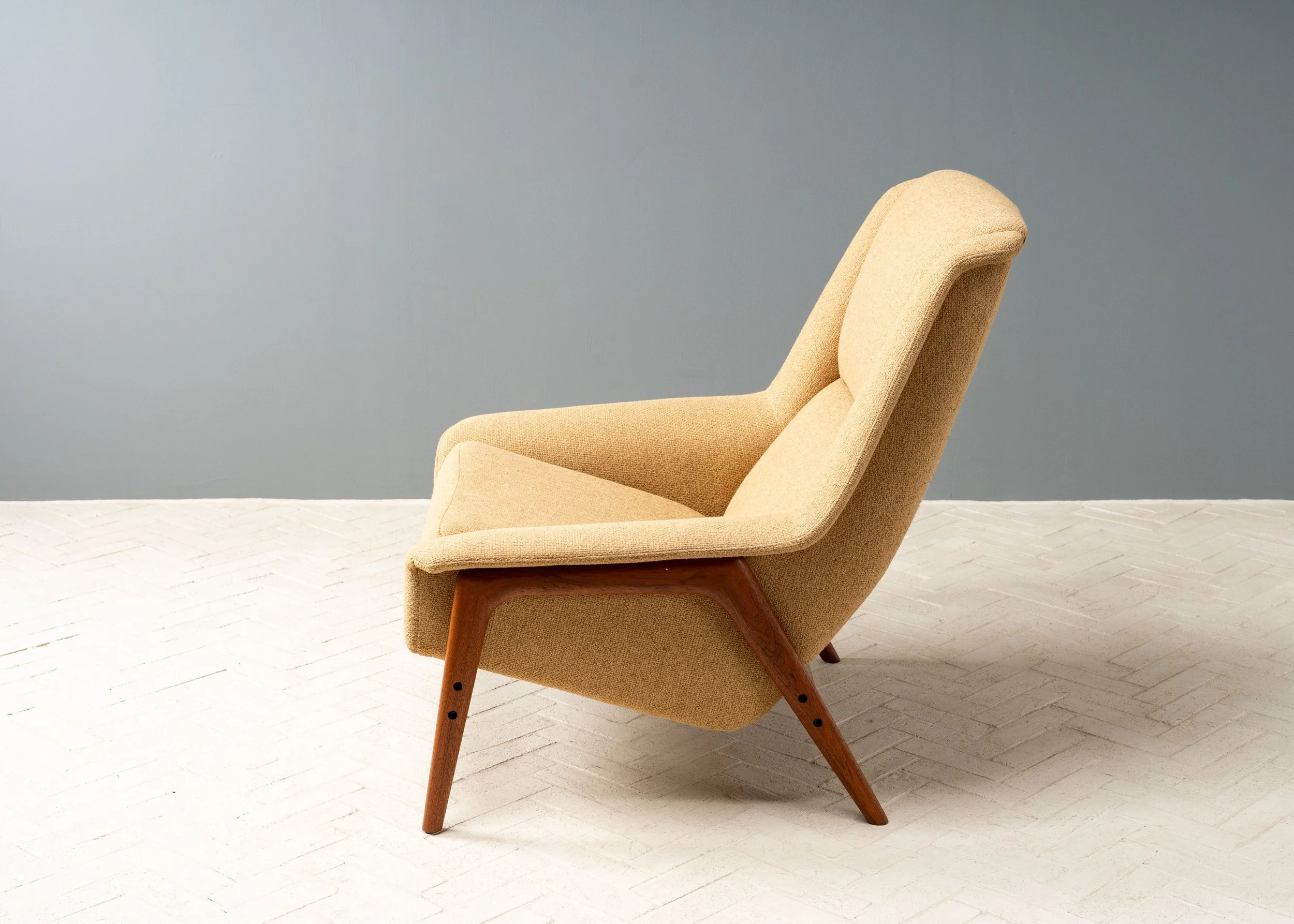 folke-ohlsson-dux-lounge-chair-ottoman-resideinc-12.jpg