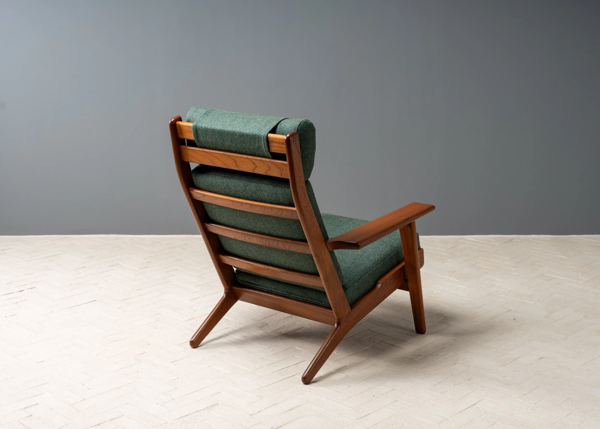pair-of-wegner-lounge-chairs-resideinc-11.jpg