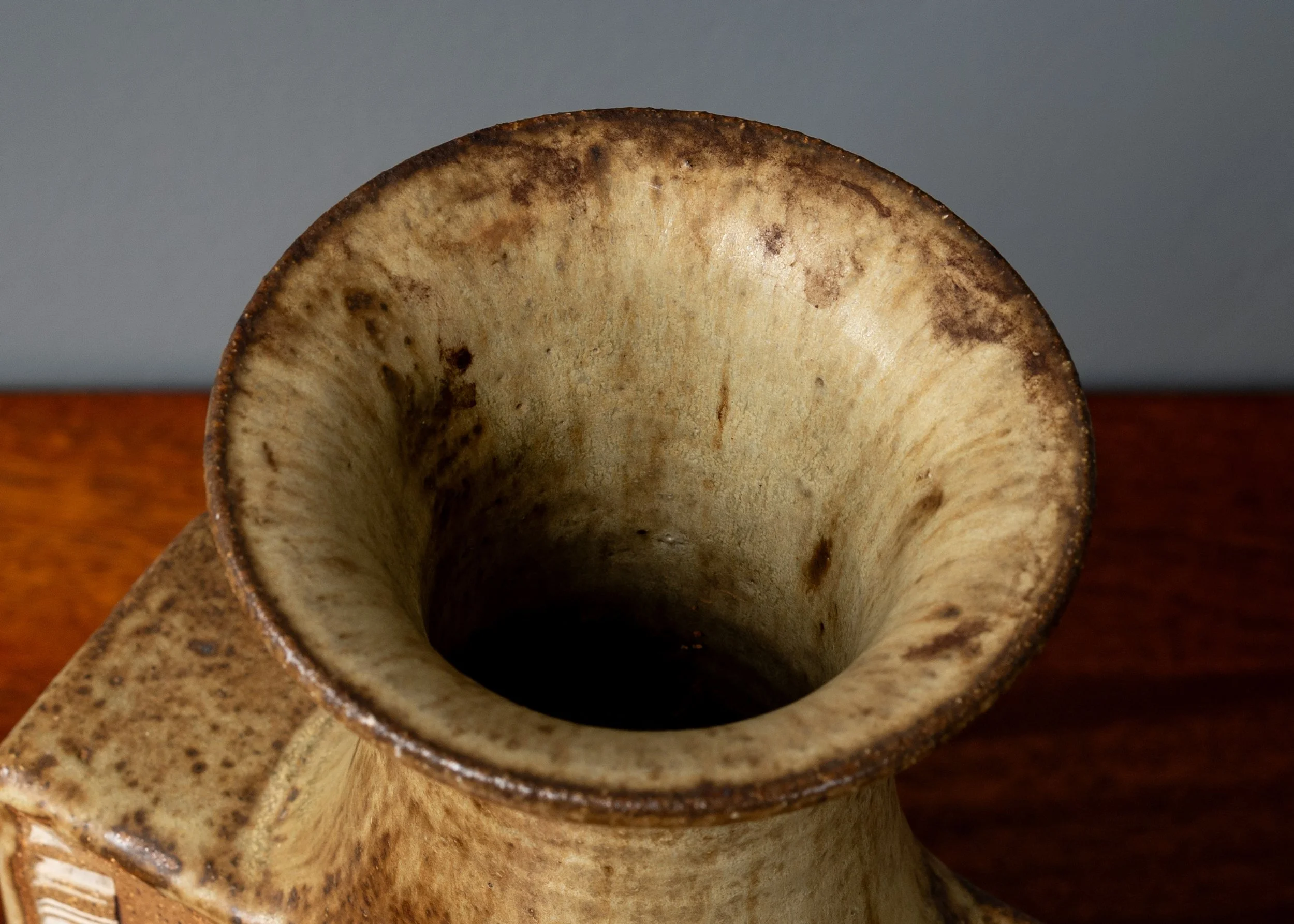 william-wyman-large-ceramic-slab-vase-reside-inc-6.jpg