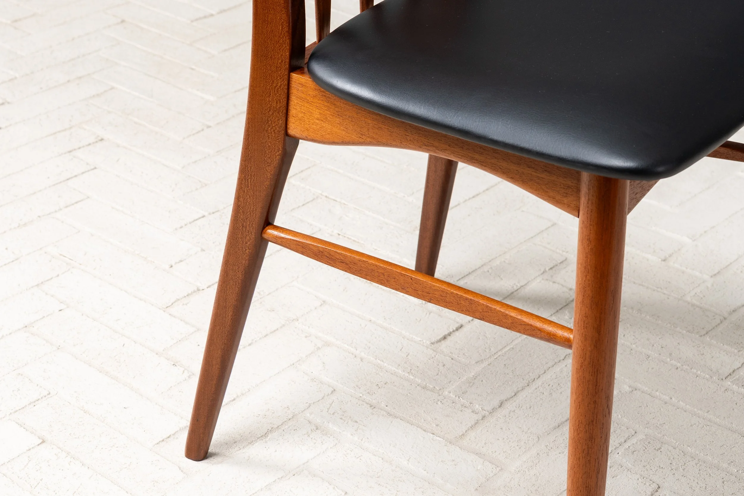 set-of-6-hornslet-teak-dining-chairs-resideinc-15.jpg