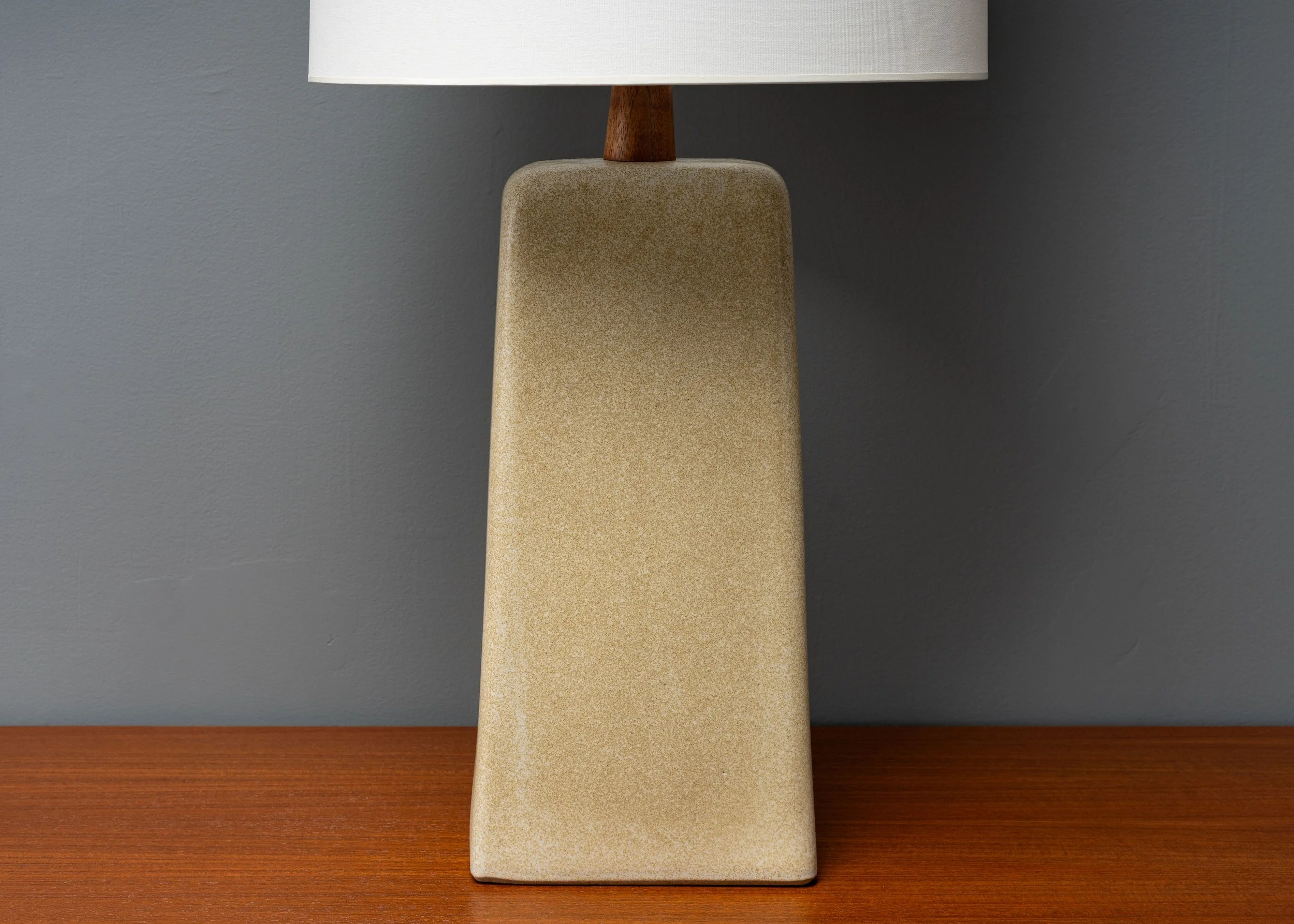 large-jane-gordon-martz-table-lamp-resideinc-2.jpg