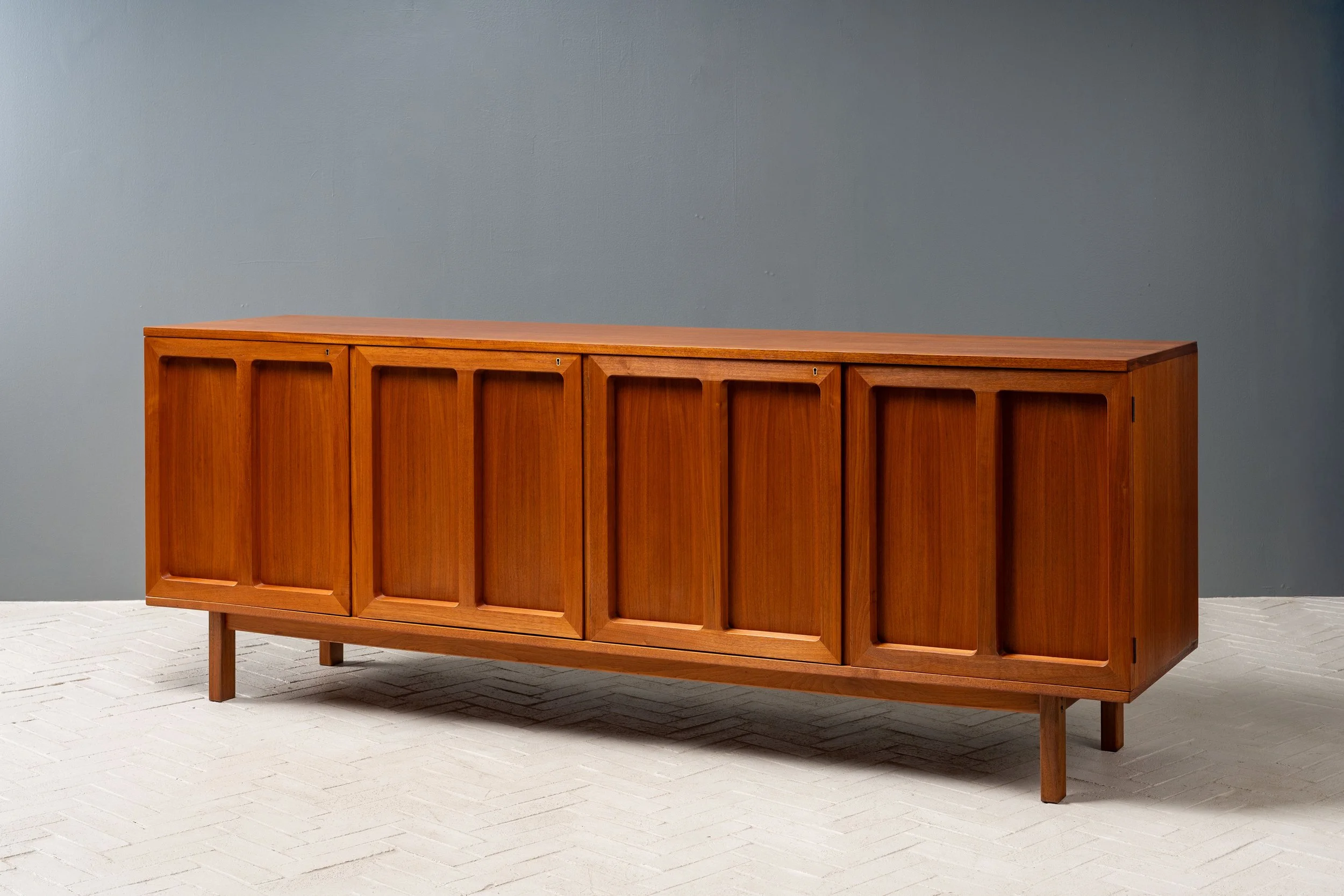 karl-erik-ekselius-swedish-teak-sideboard-resideinc-7.jpg