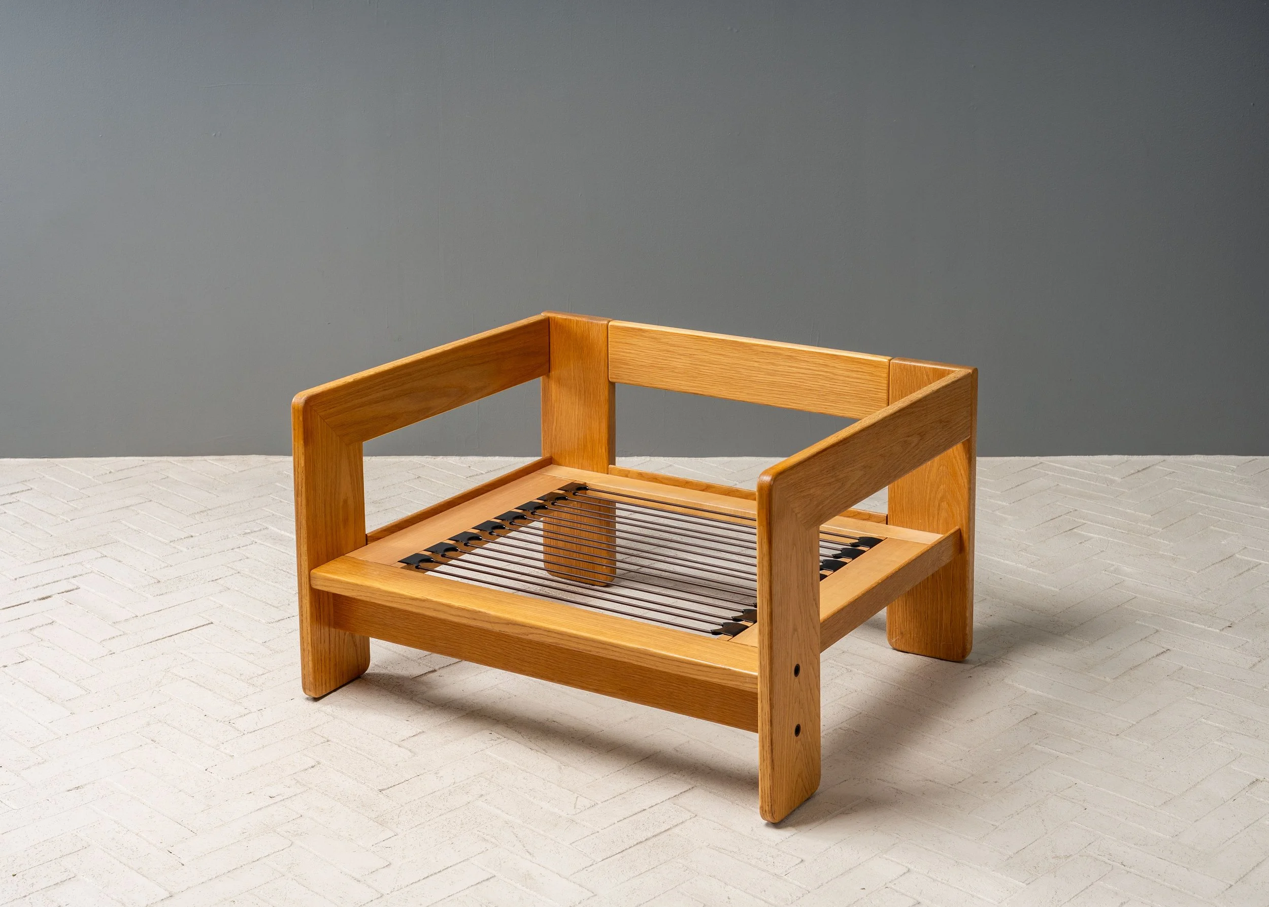 pair-of-tobia-scarpa-bastiano-oak-lounge-chairs-resideinc-20.jpg