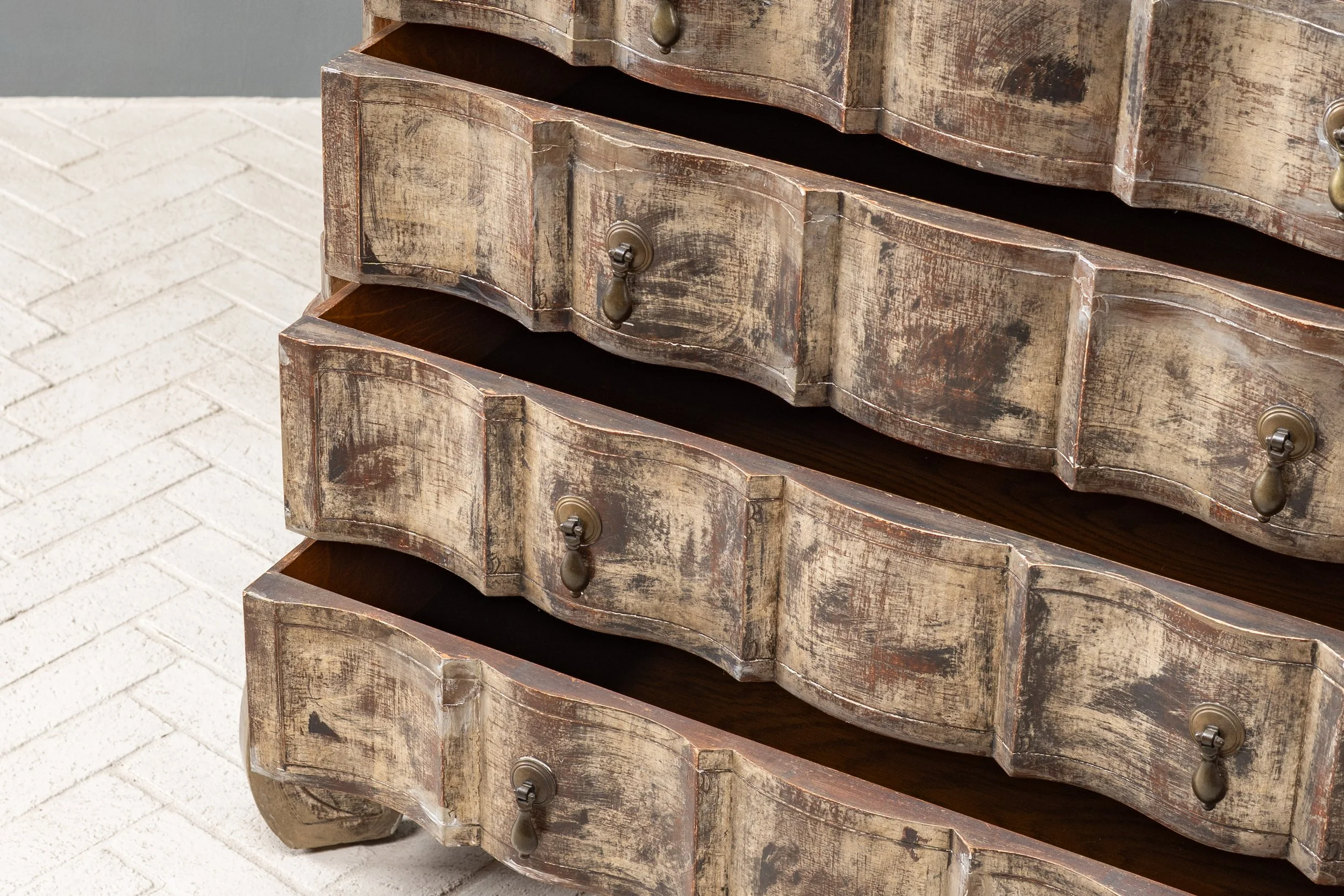 max-kuehne-silver-leaf-chest-resideinc-10.jpg