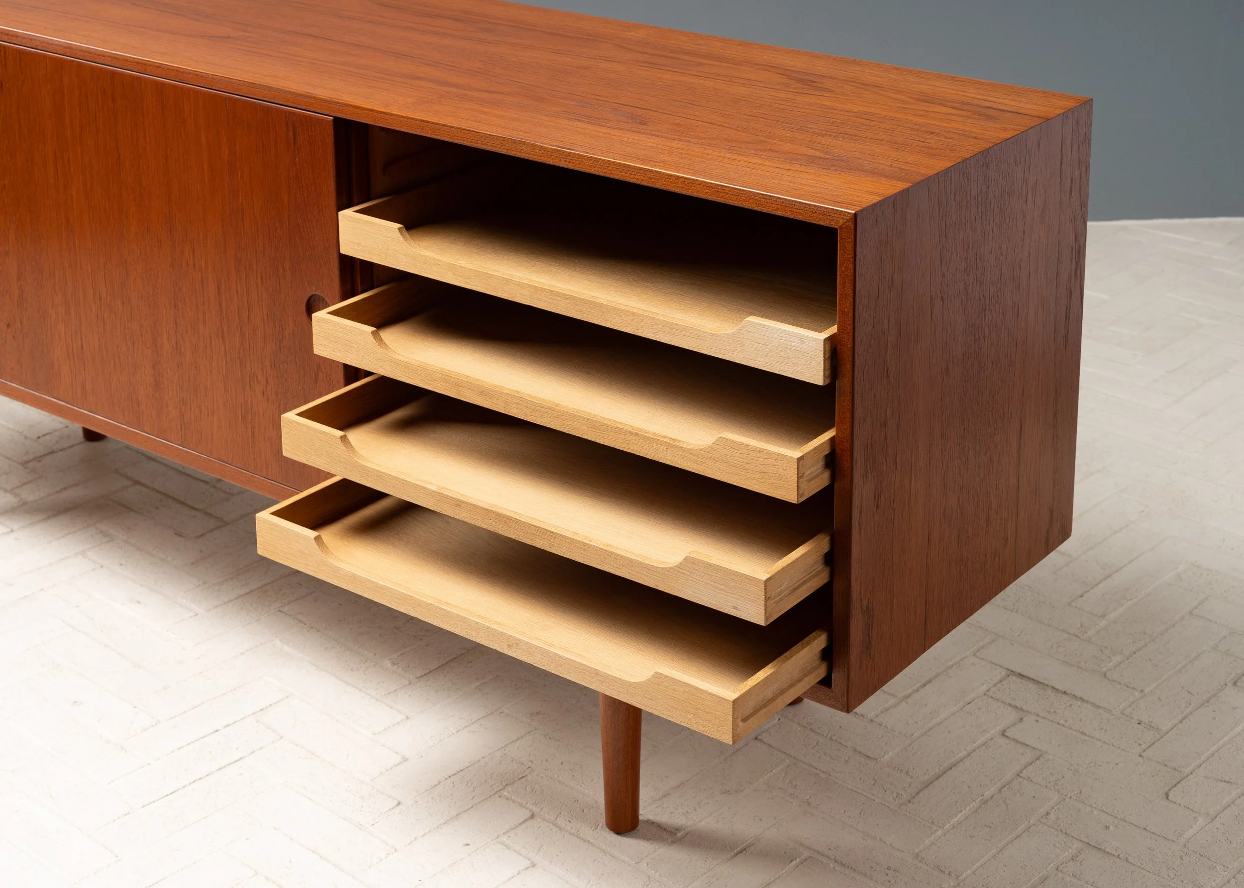 hans-j-wegner-teak-sideboard-resideinc-11.jpg