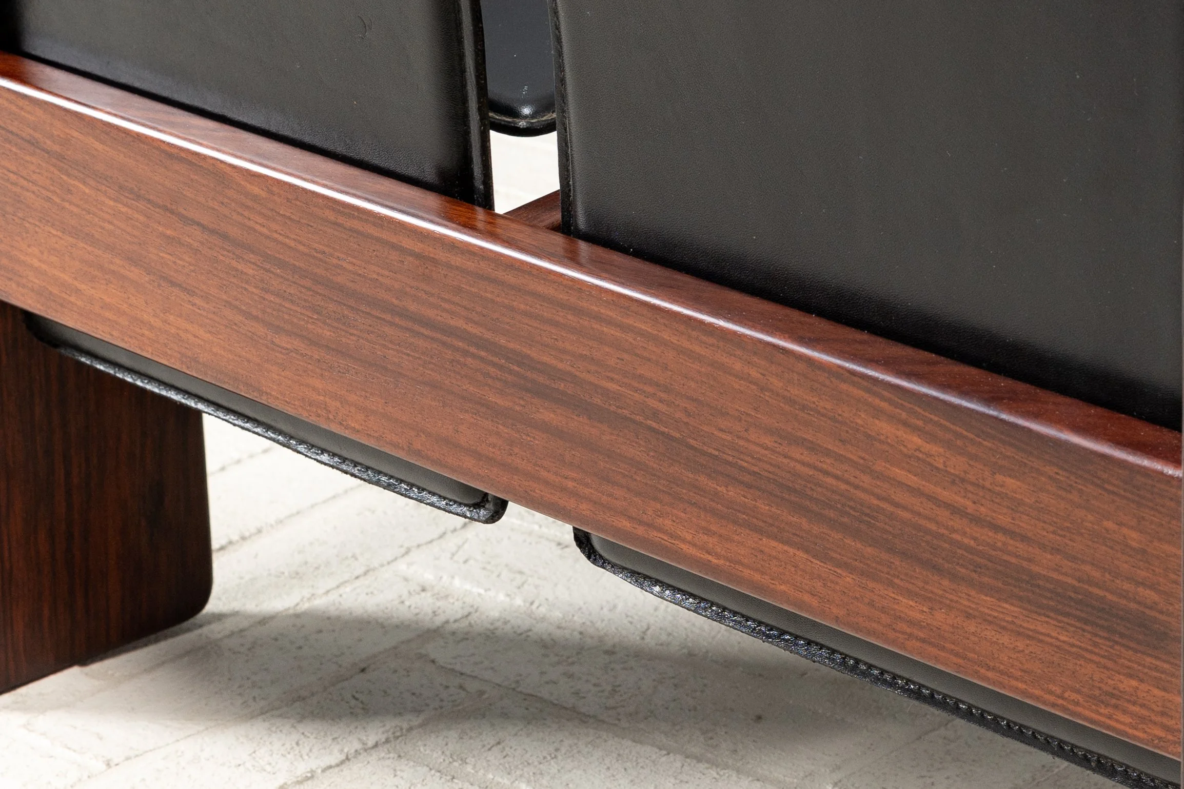 cassina-leather-rosewood-chair-resideinc-14.jpg