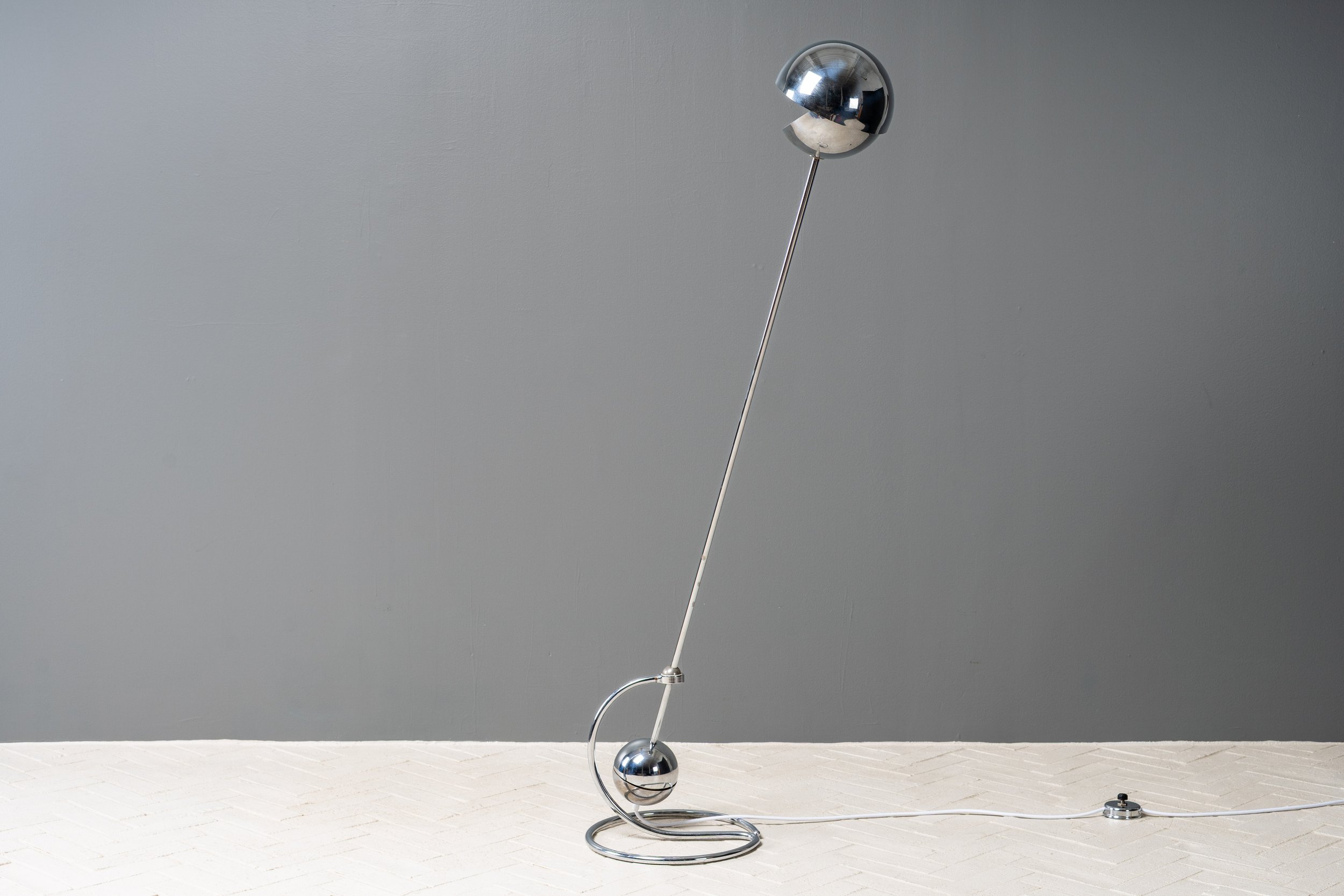 italian-chrome-orbital-floor-lamp-resideinc-10.jpg