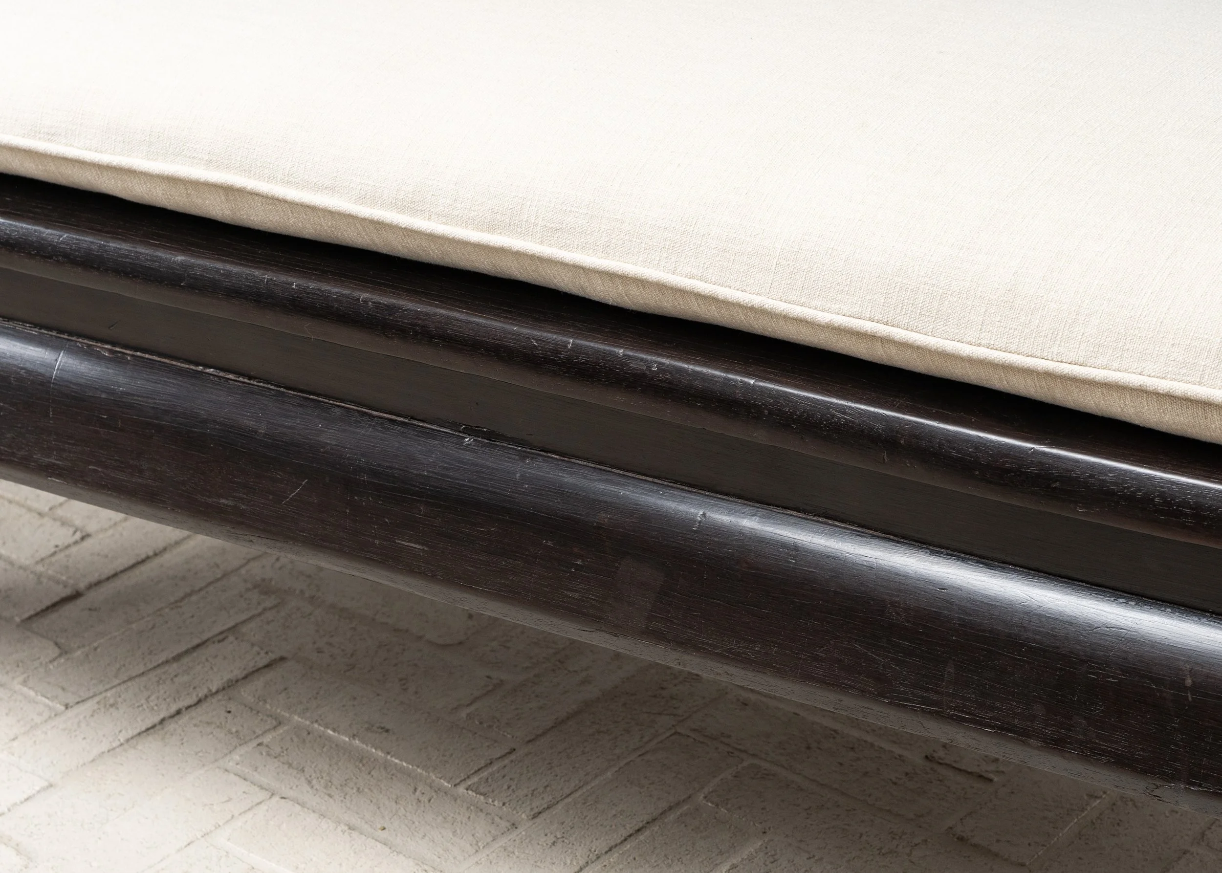 shanghai-art-deco-settee-resideinc-8.jpg