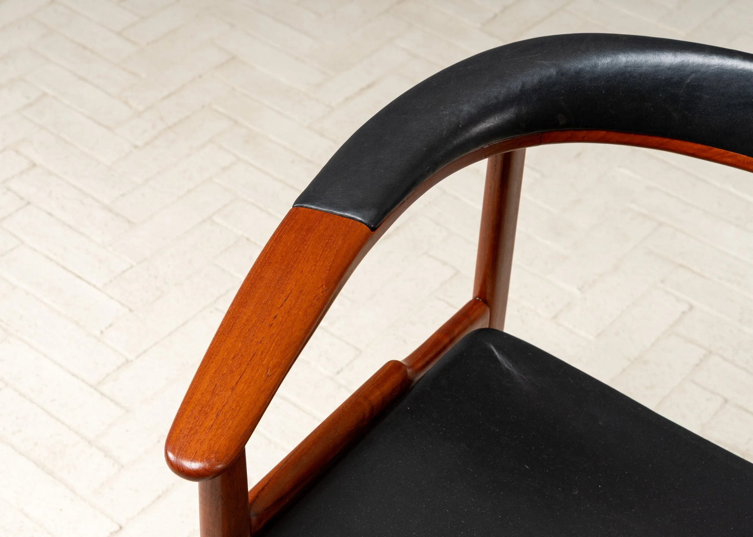 arne-hovmand-olsen-jutex-model-171-armchair-reside-inc-5.jpg