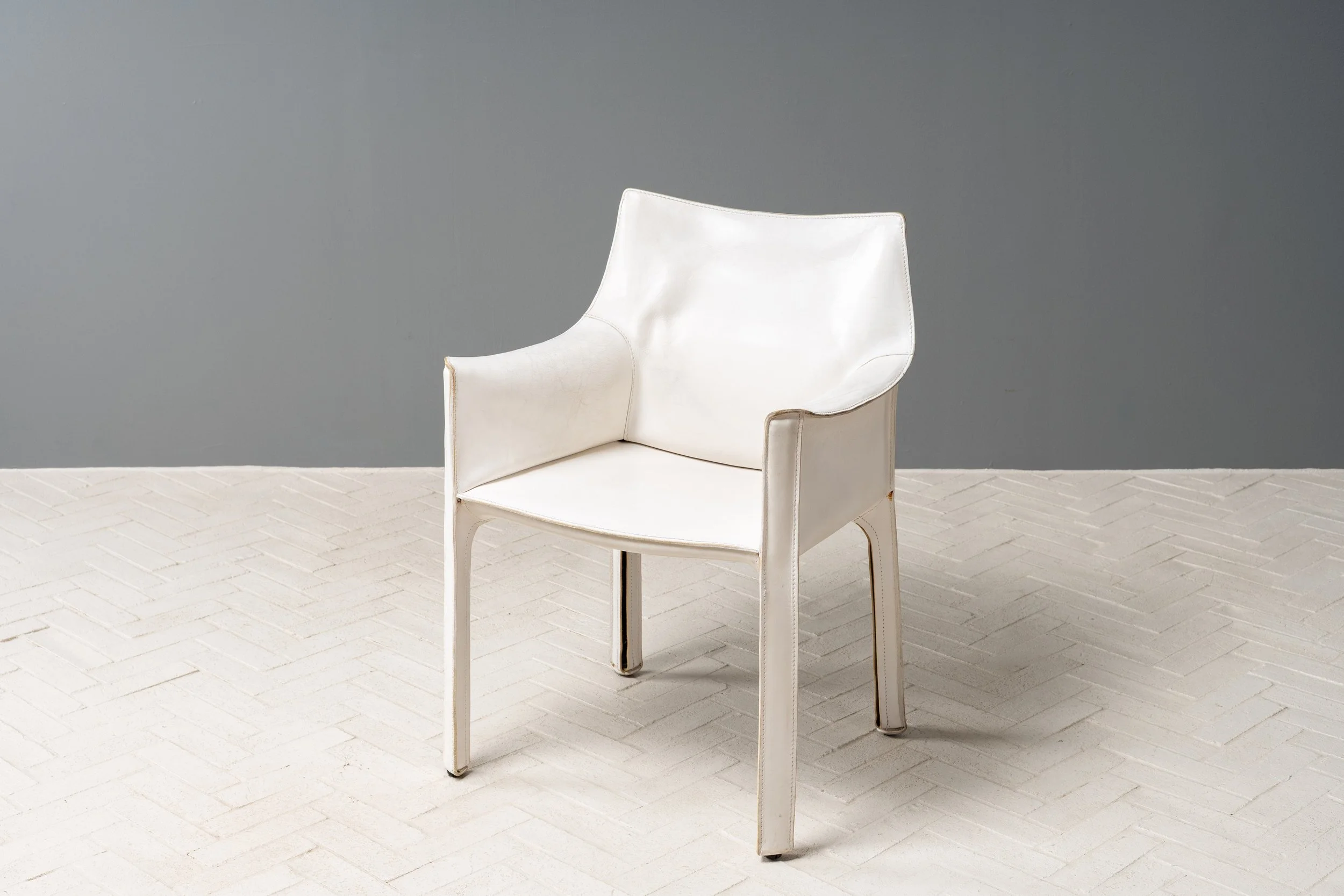 white-cab-chair-resideinc-2.jpg