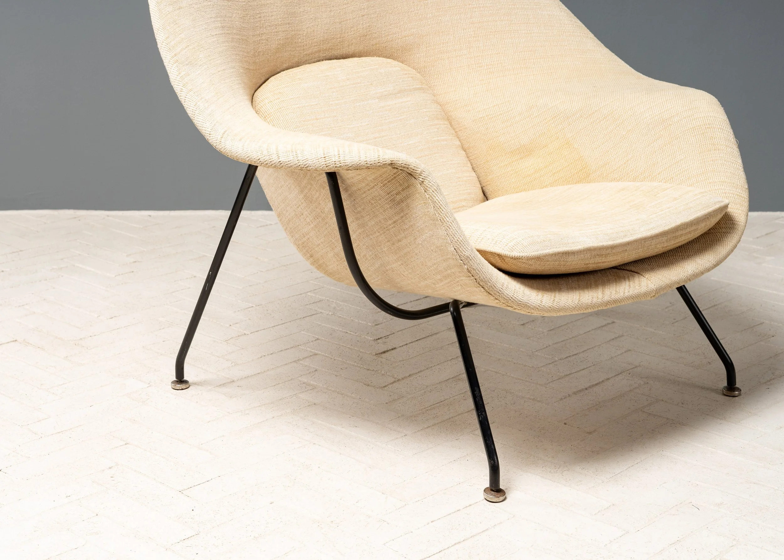 eero-saarinen-knoll-womb-chair-ottoman-workshop-reside-inc-14.jpg