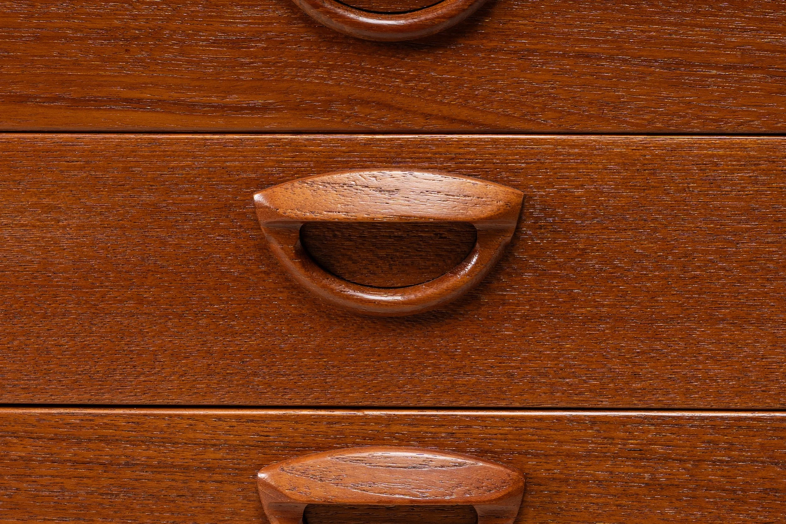 kai-kristiansen-teak-desk-resideinc-12.jpg