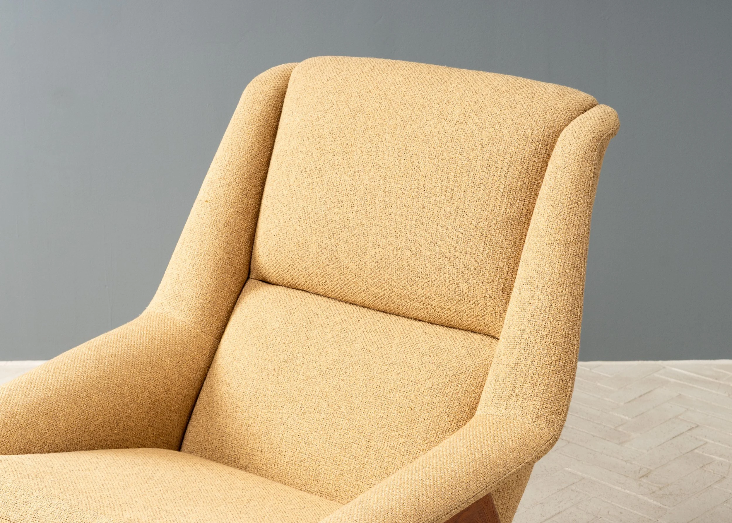 folke-ohlsson-dux-lounge-chair-ottoman-resideinc-16.jpg