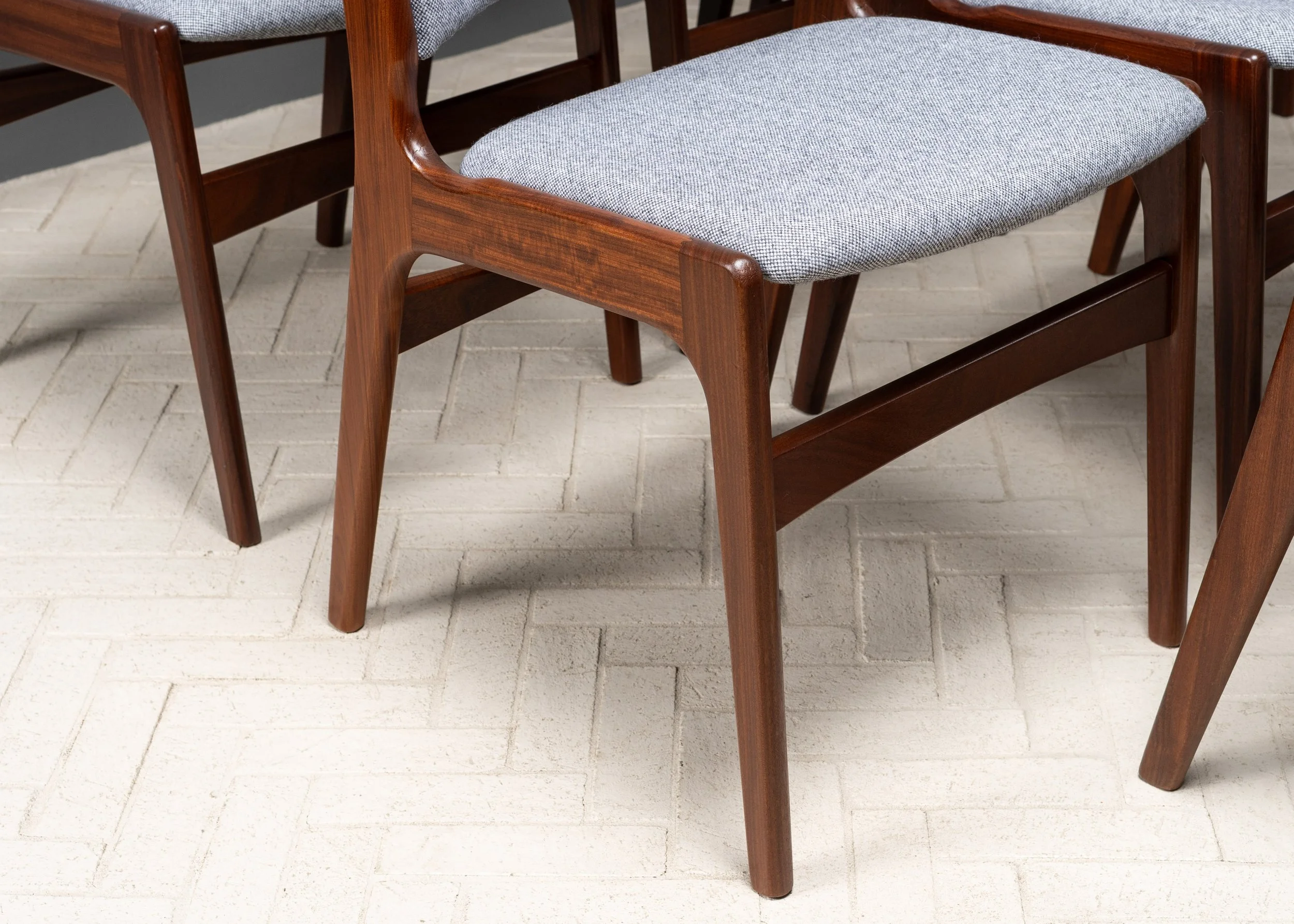 set-of-8-erik-buch-model-89-teak-dining-chairs-reside-inc-3.jpg