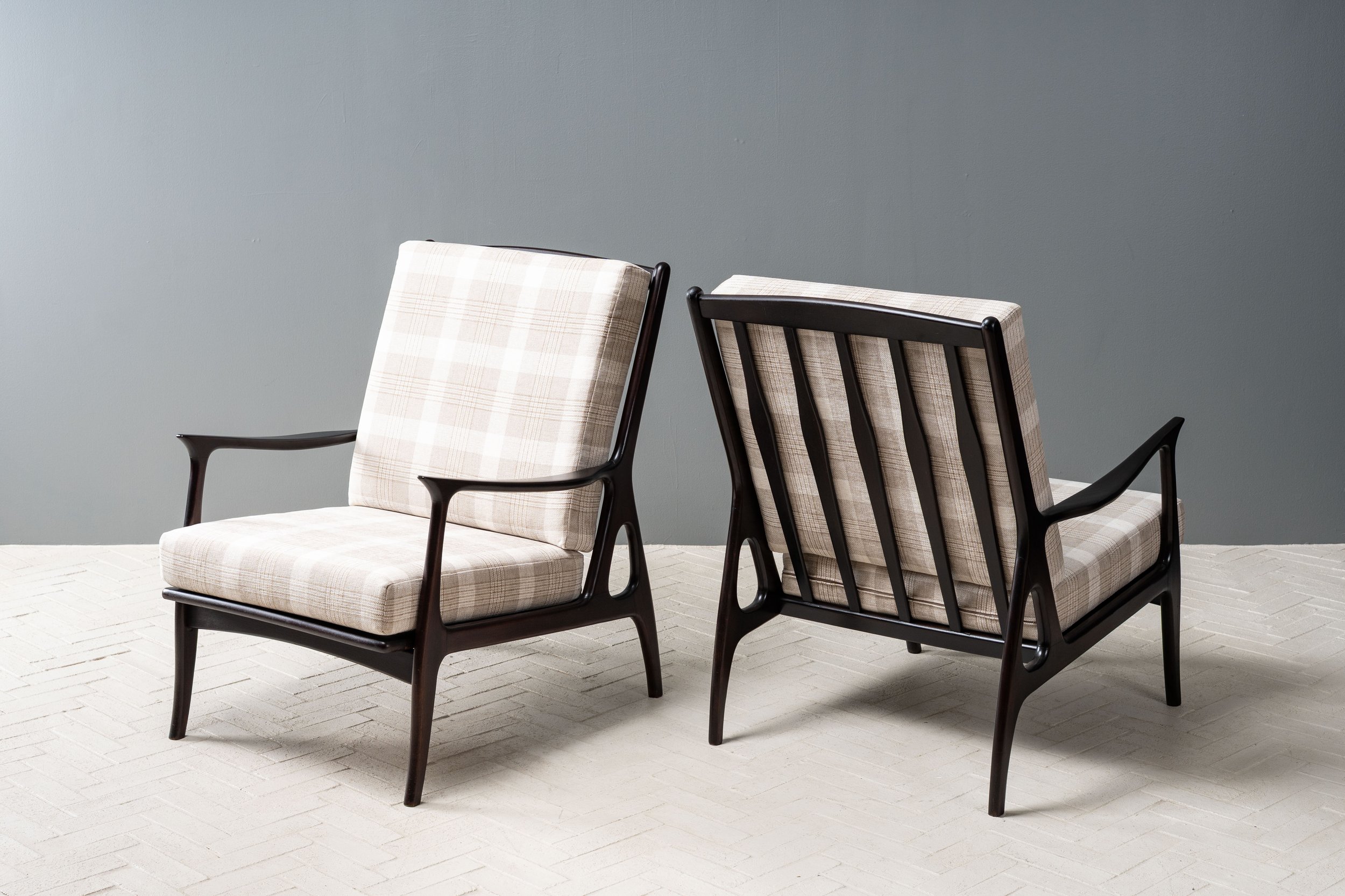 otto-gerdau-open-frame-lounge-chairs-resideinc-2.jpg