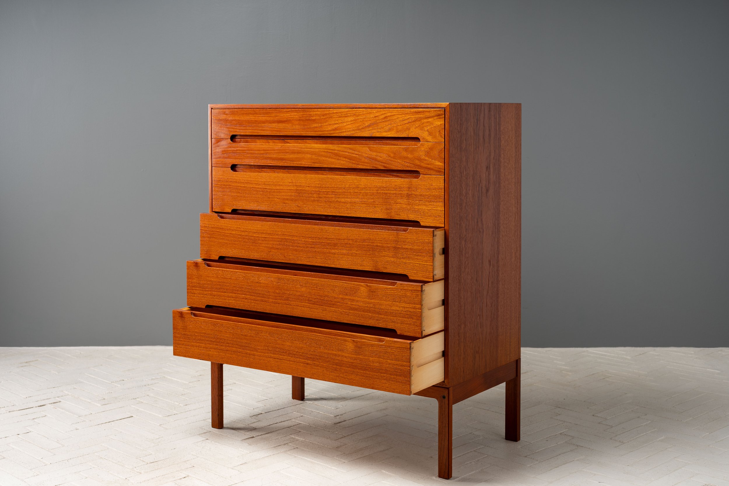 arne-wahl-iversen-teak-high-chest-resideinc-3.jpg