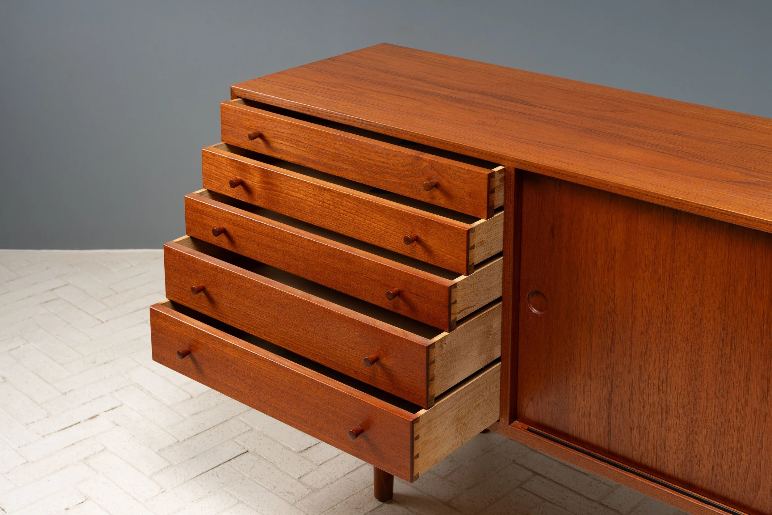 hans-j-wegner-teak-sideboard-resideinc-6.jpg