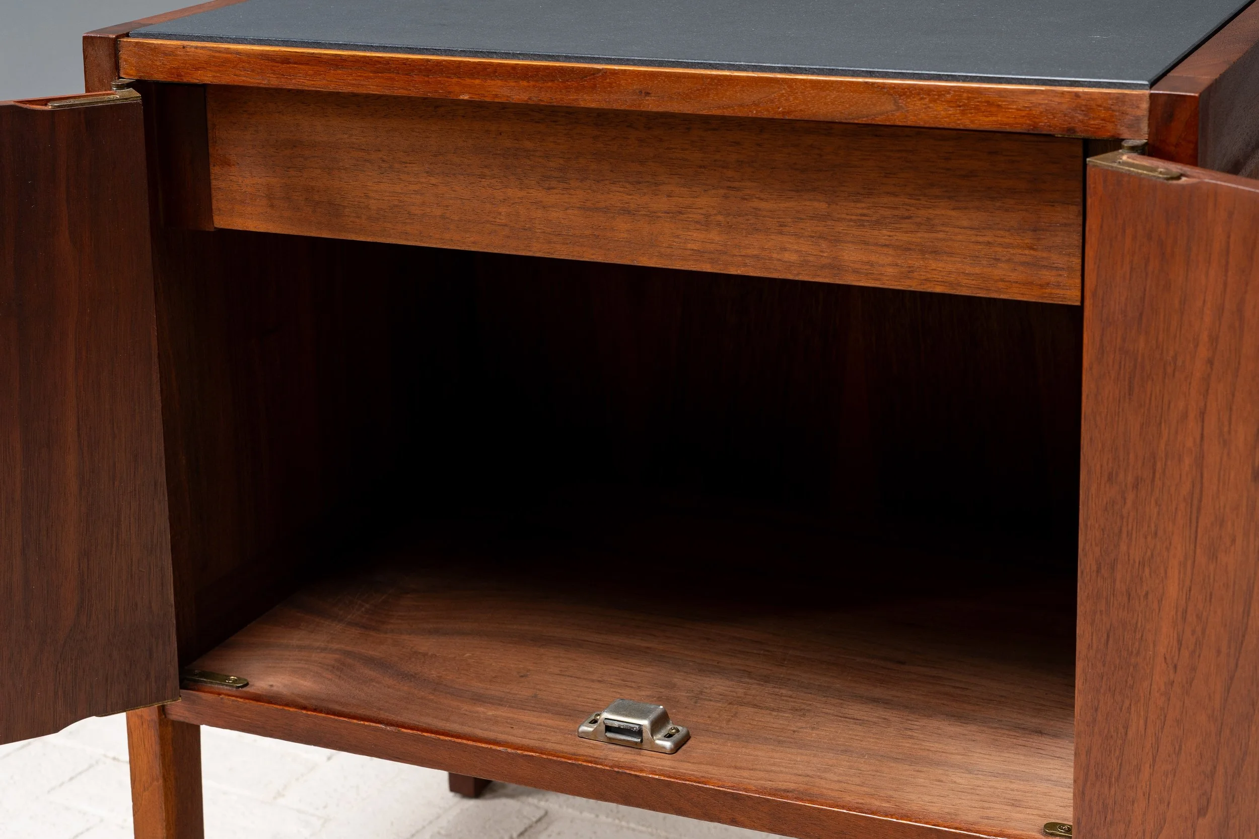 pair-of-jack-cartwright-walnut-slate-nightstands-resideinc-11.jpg